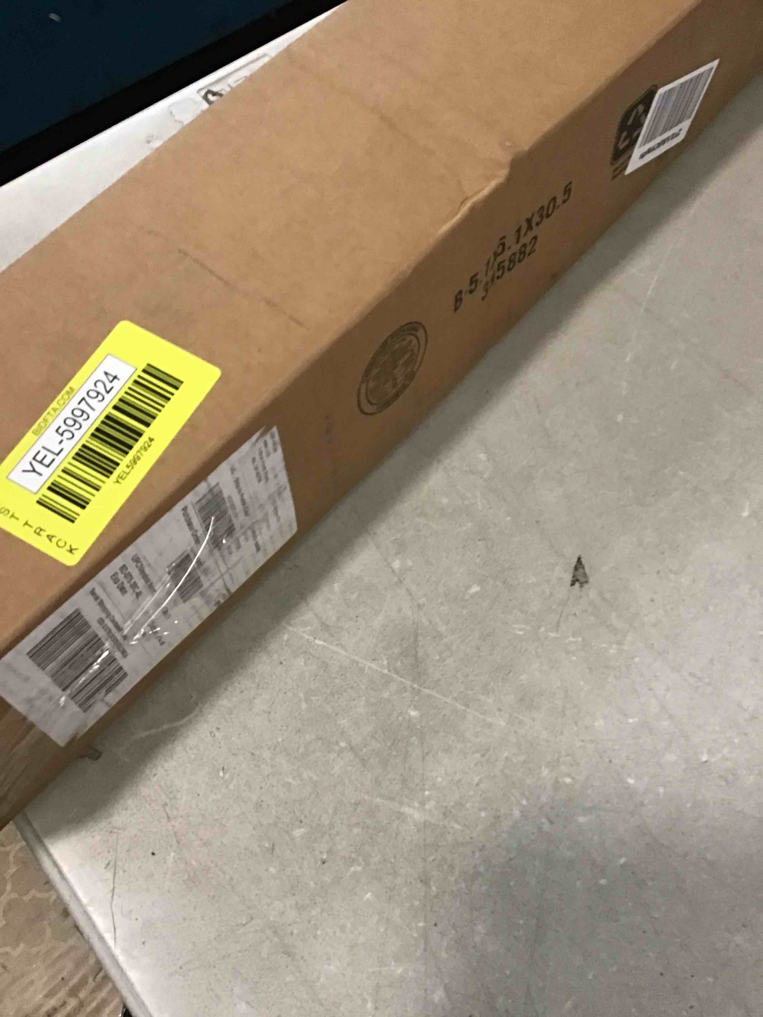 https://s3.amazonaws.com/lotting-images-prod/bidfta/YEL5997924_1707237684467.jpeg