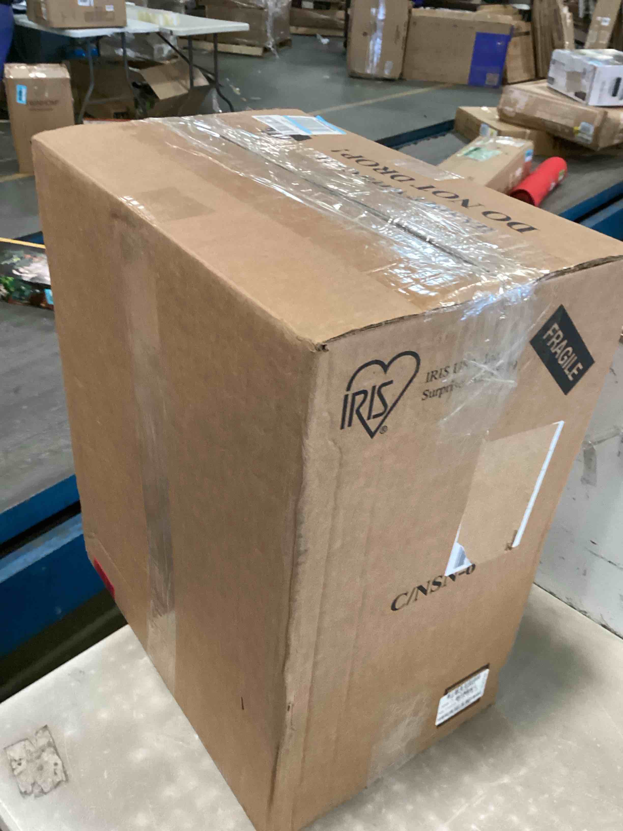 https://s3.amazonaws.com/lotting-images-prod/bidfta/YEL5999958_1707939867699.jpeg