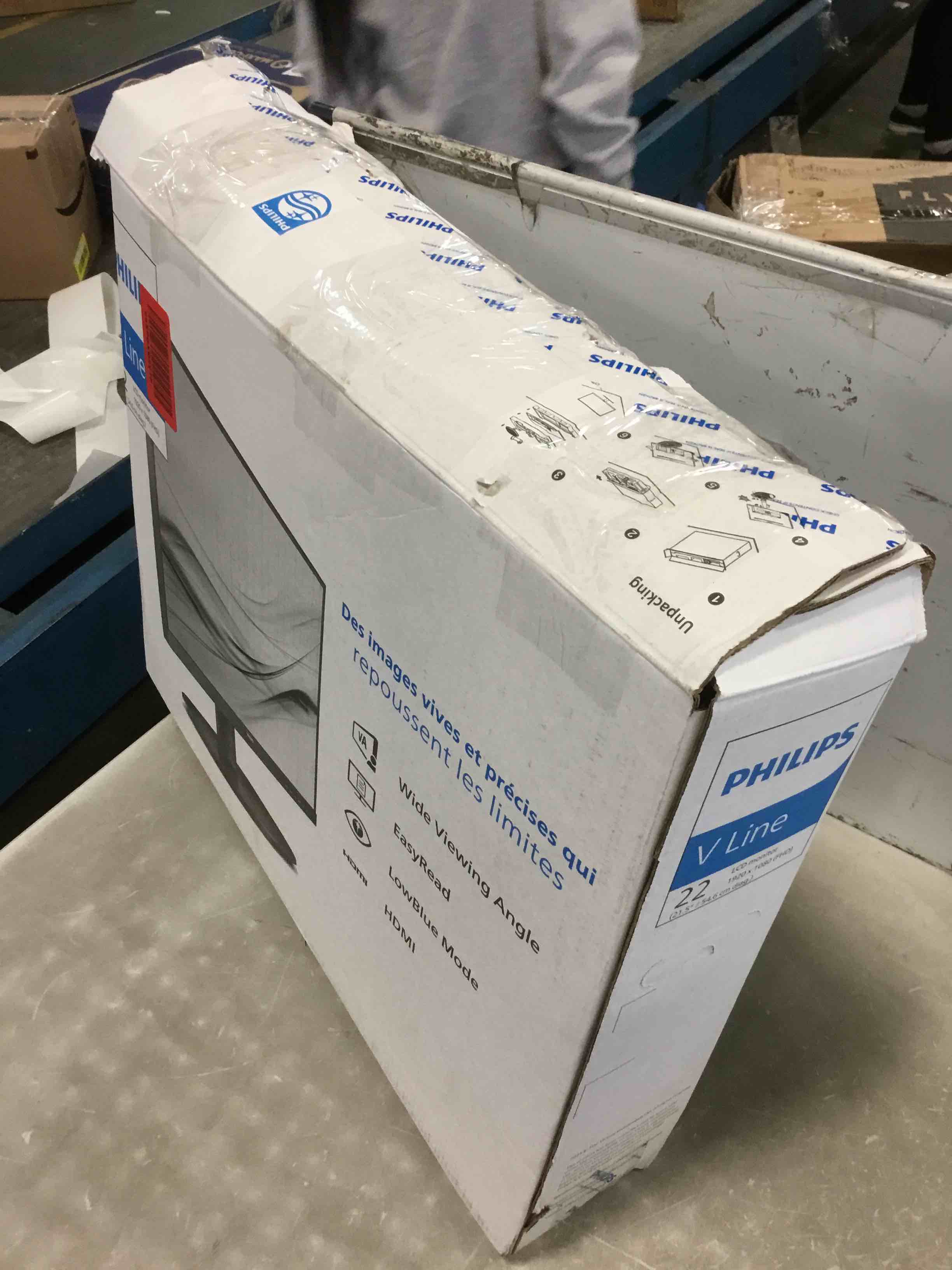 https://s3.amazonaws.com/lotting-images-prod/bidfta/YEL5999972_1707943625665.jpeg