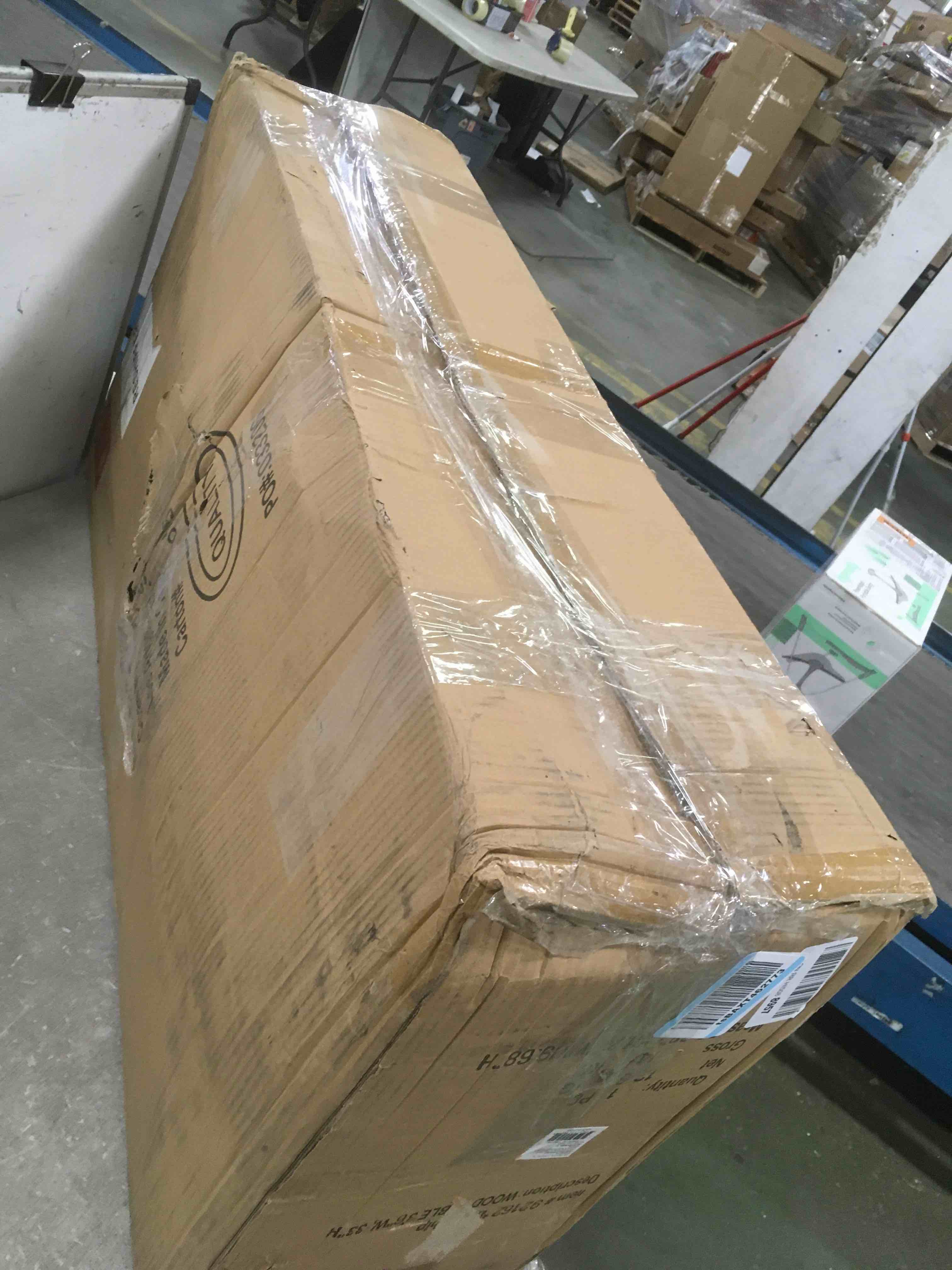 https://s3.amazonaws.com/lotting-images-prod/bidfta/YEL6000022_1708003867648.jpeg