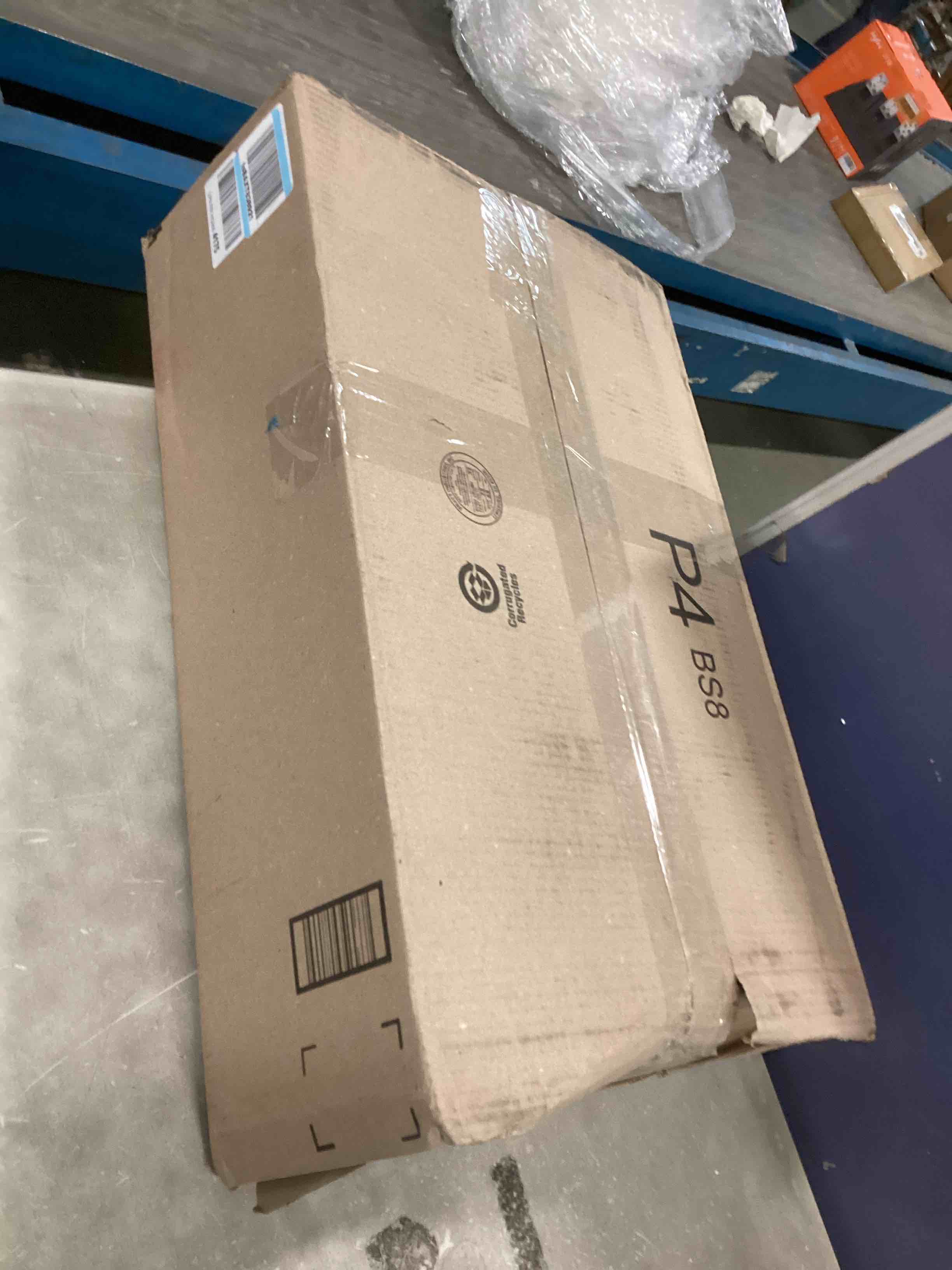 https://s3.amazonaws.com/lotting-images-prod/bidfta/YEL6000352_1708112773352.jpeg