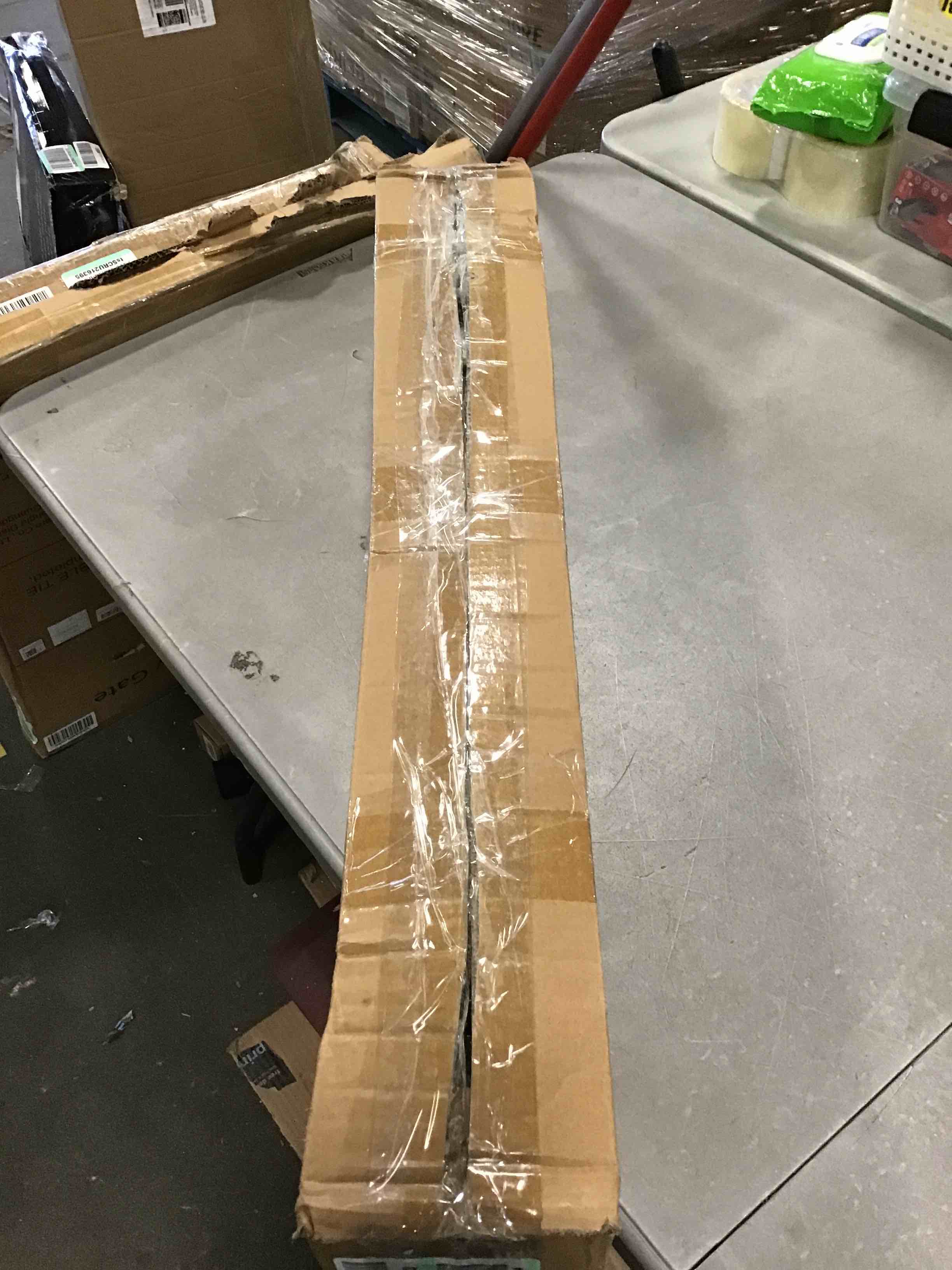 https://s3.amazonaws.com/lotting-images-prod/bidfta/YEL6000539_1707074045219.jpeg