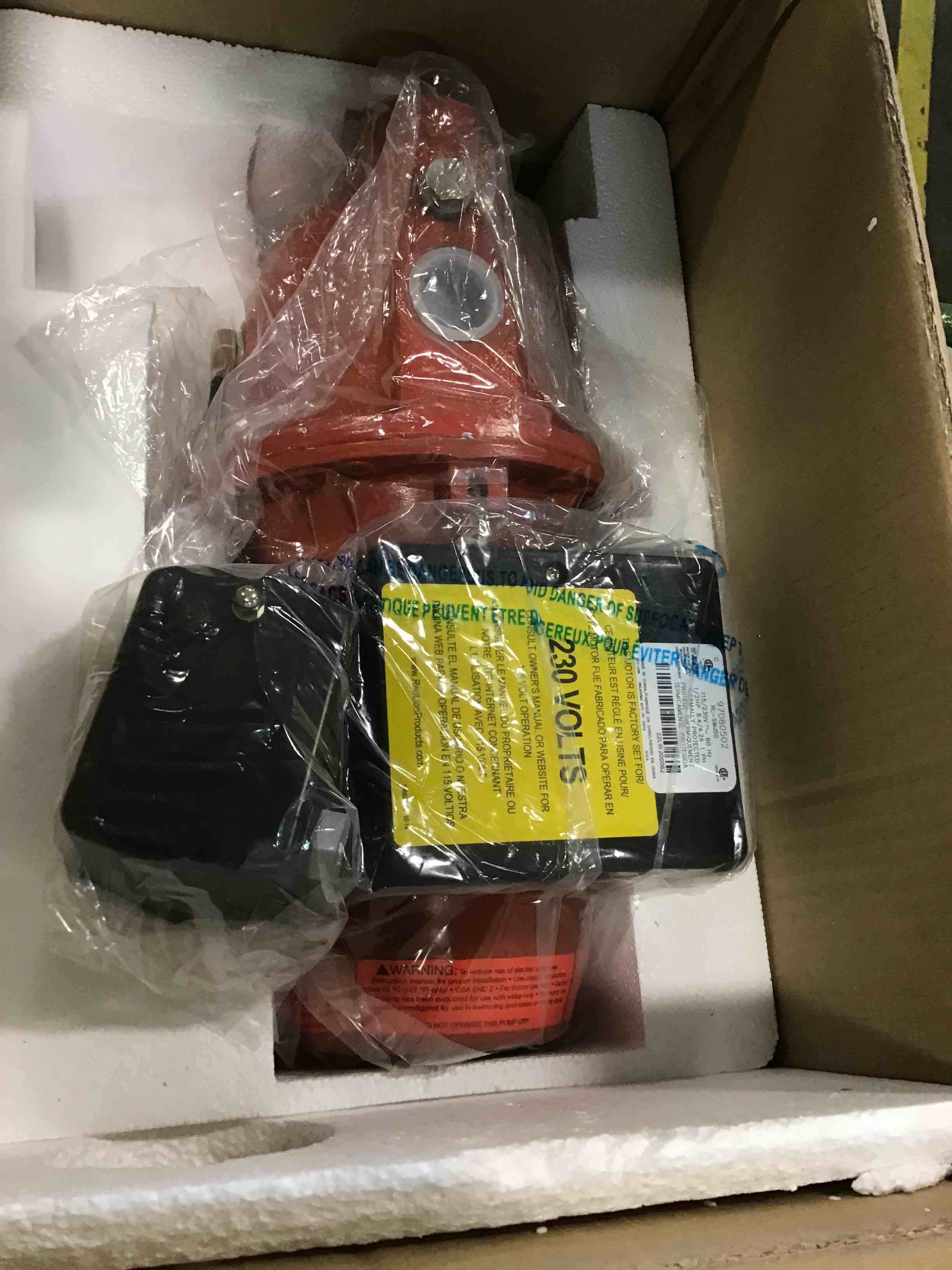 https://s3.amazonaws.com/lotting-images-prod/bidfta/YEL6000591_1707081243369.jpeg