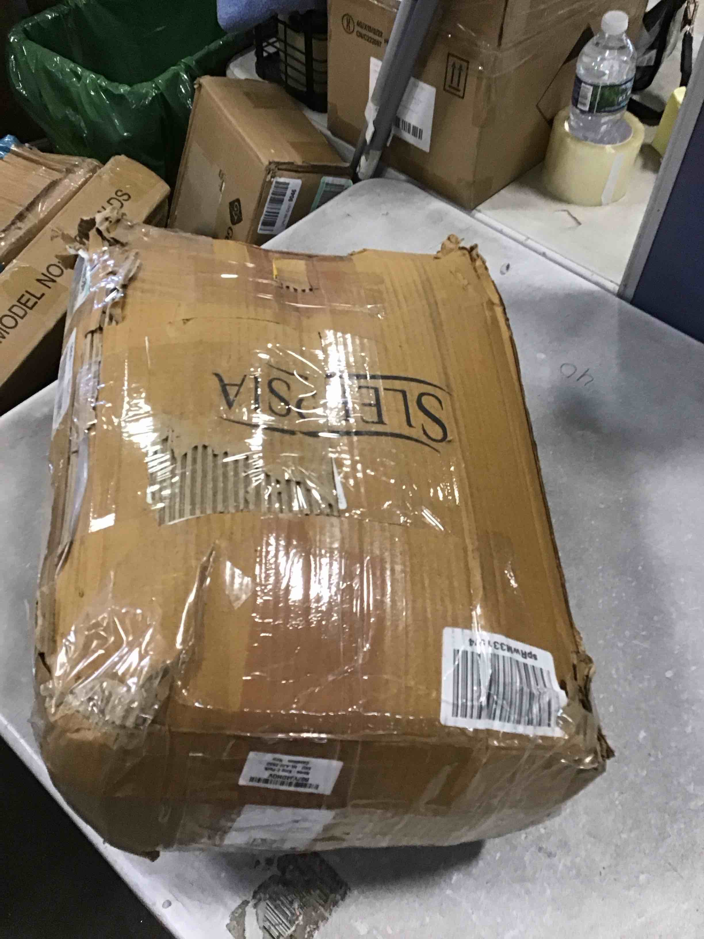 https://s3.amazonaws.com/lotting-images-prod/bidfta/YEL6000775_1707157607855.jpeg