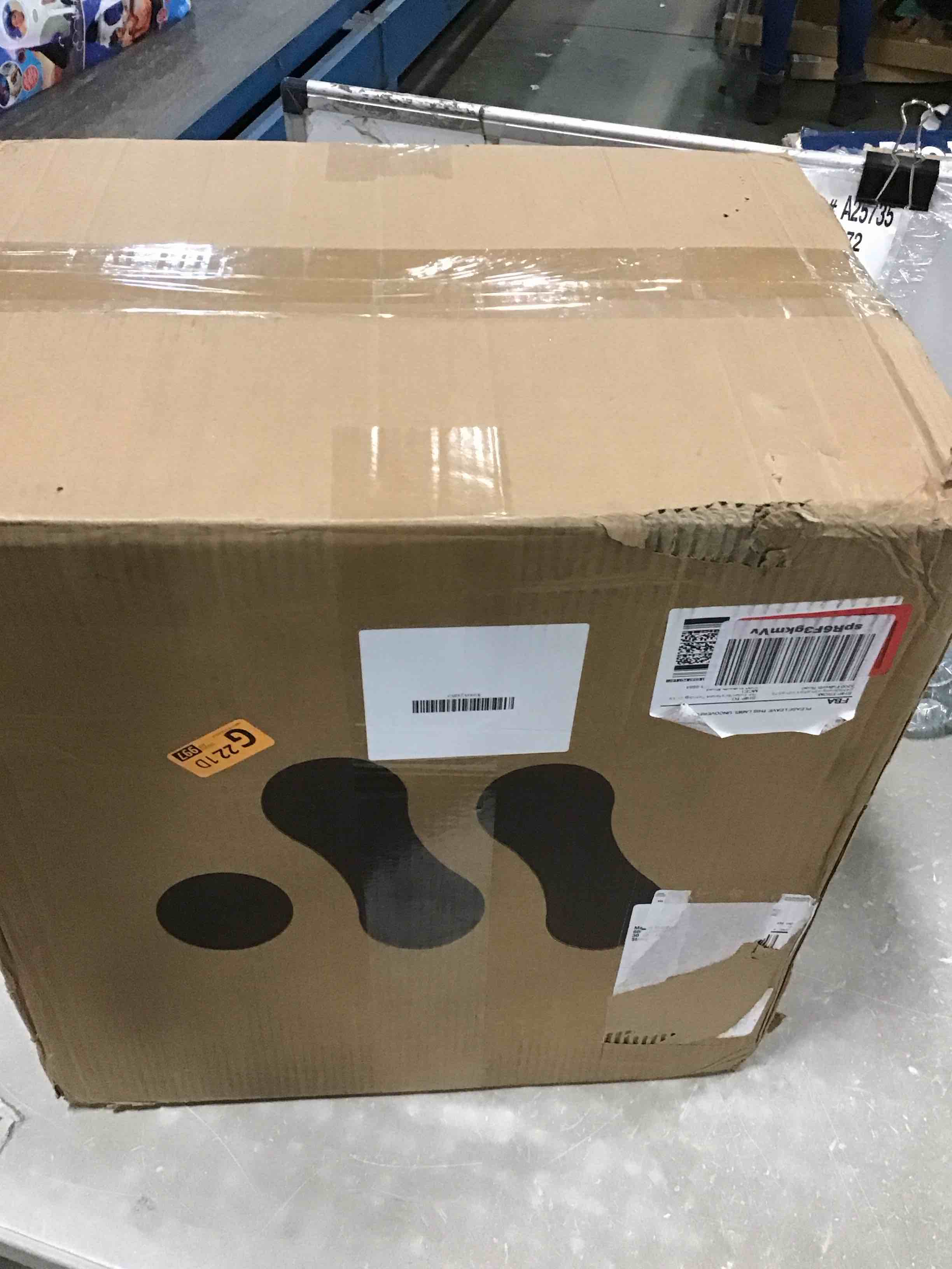 https://s3.amazonaws.com/lotting-images-prod/bidfta/YEL6000919_1707226648679.jpeg
