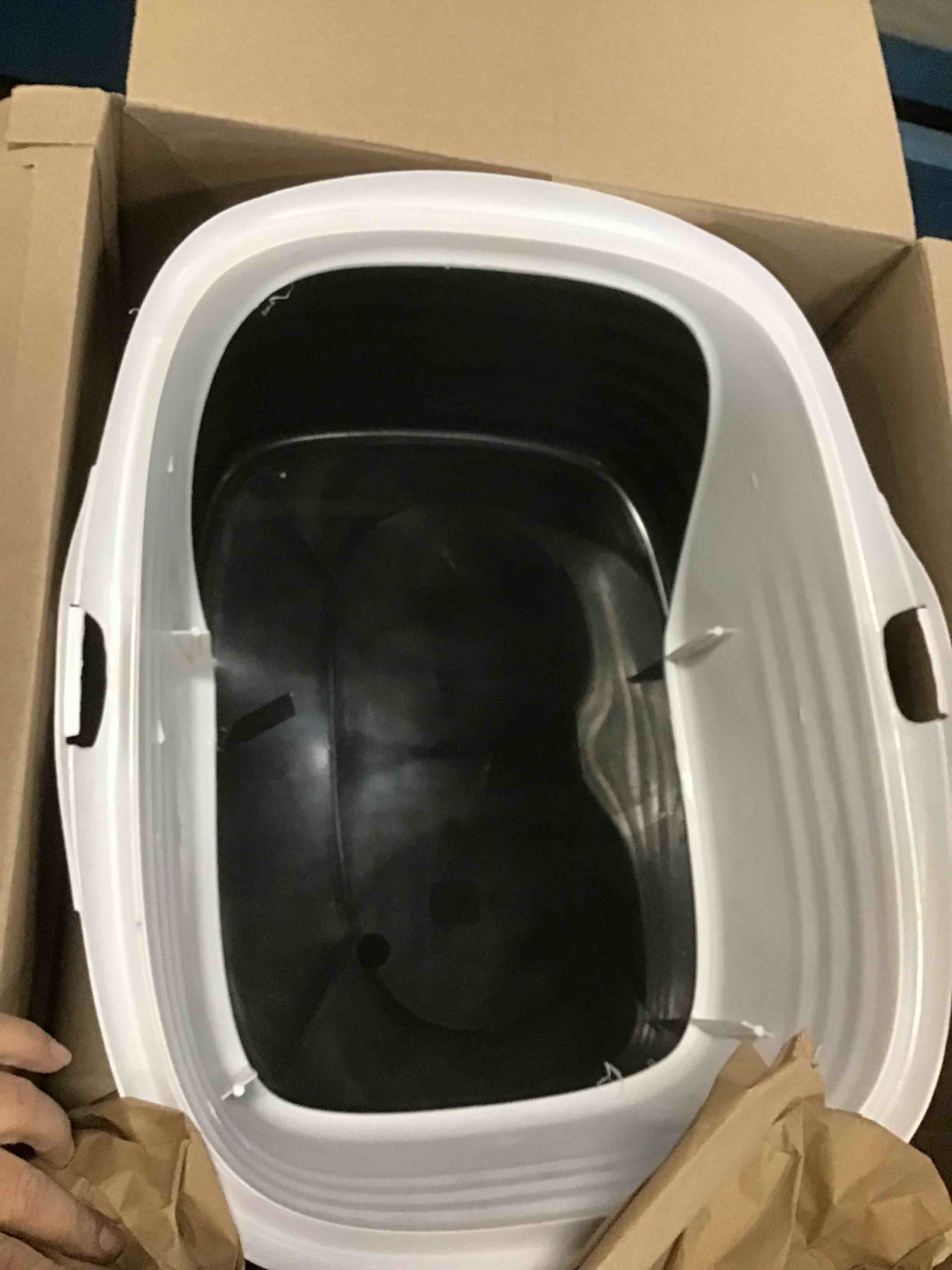 https://s3.amazonaws.com/lotting-images-prod/bidfta/YEL6001052_1707240890420.jpeg