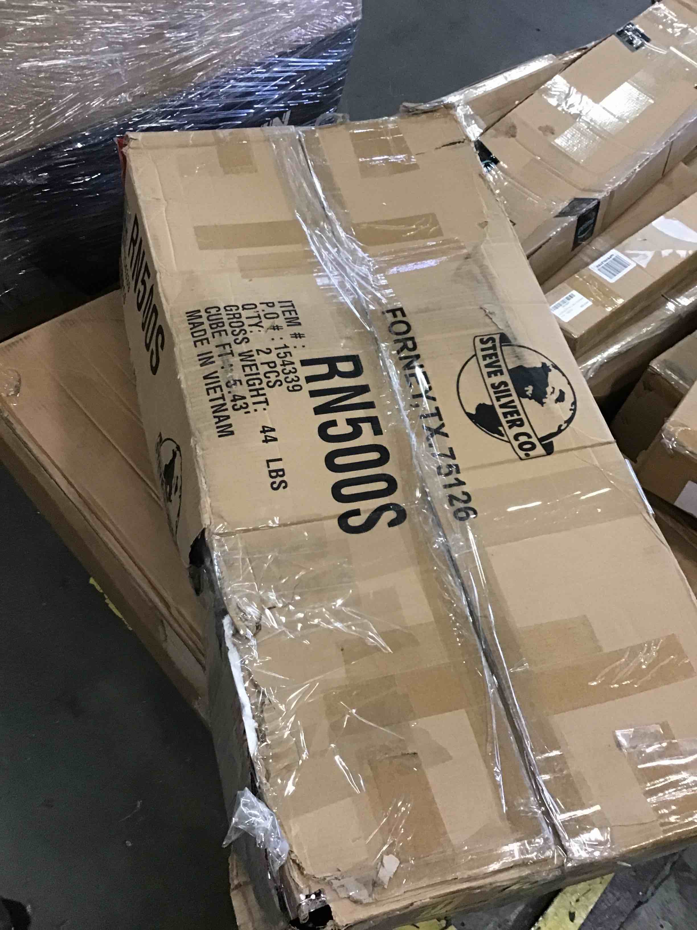 https://s3.amazonaws.com/lotting-images-prod/bidfta/YEL6001195_1707314358441.jpeg