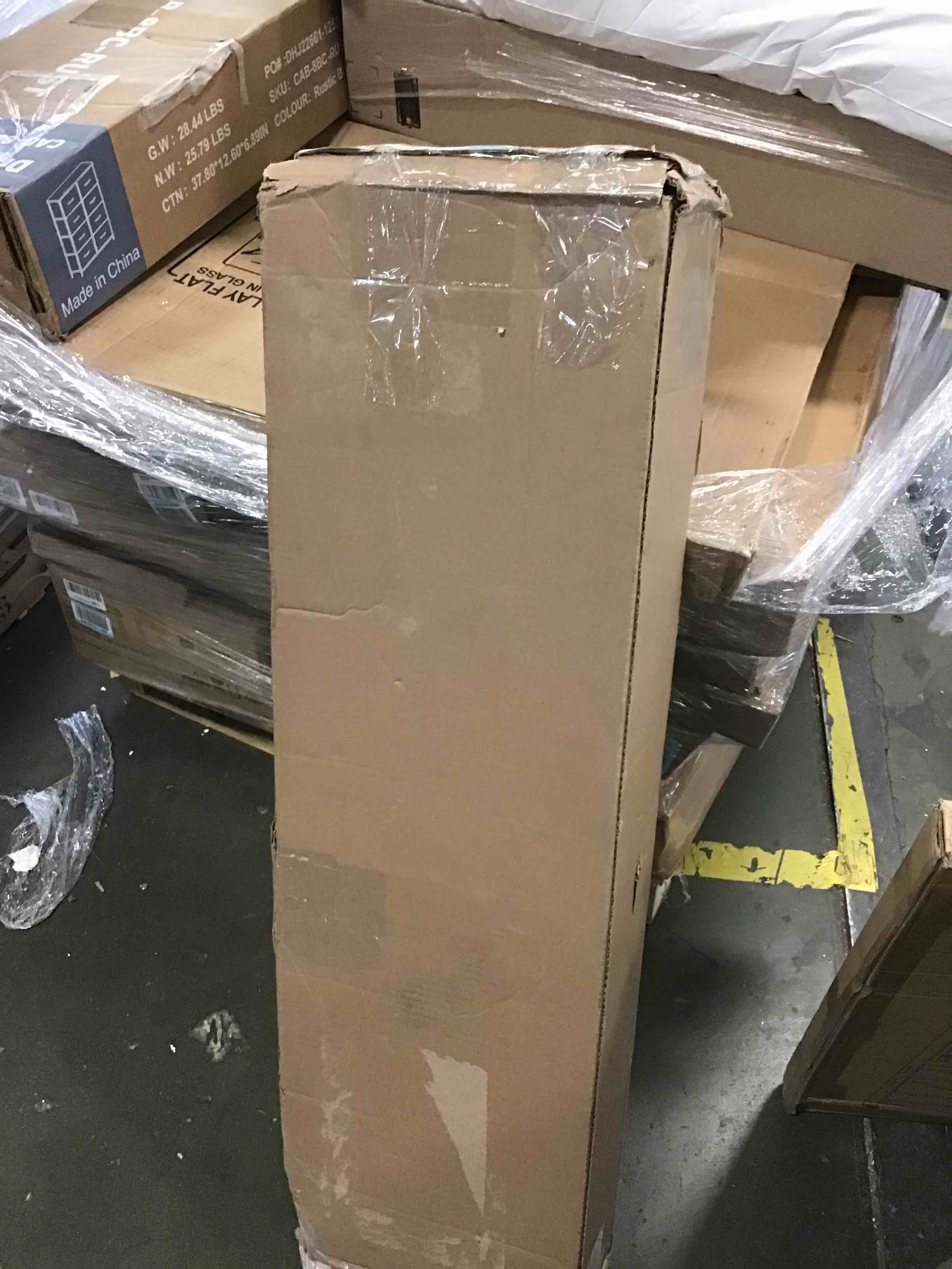 https://s3.amazonaws.com/lotting-images-prod/bidfta/YEL6001213_1707316315906.jpeg