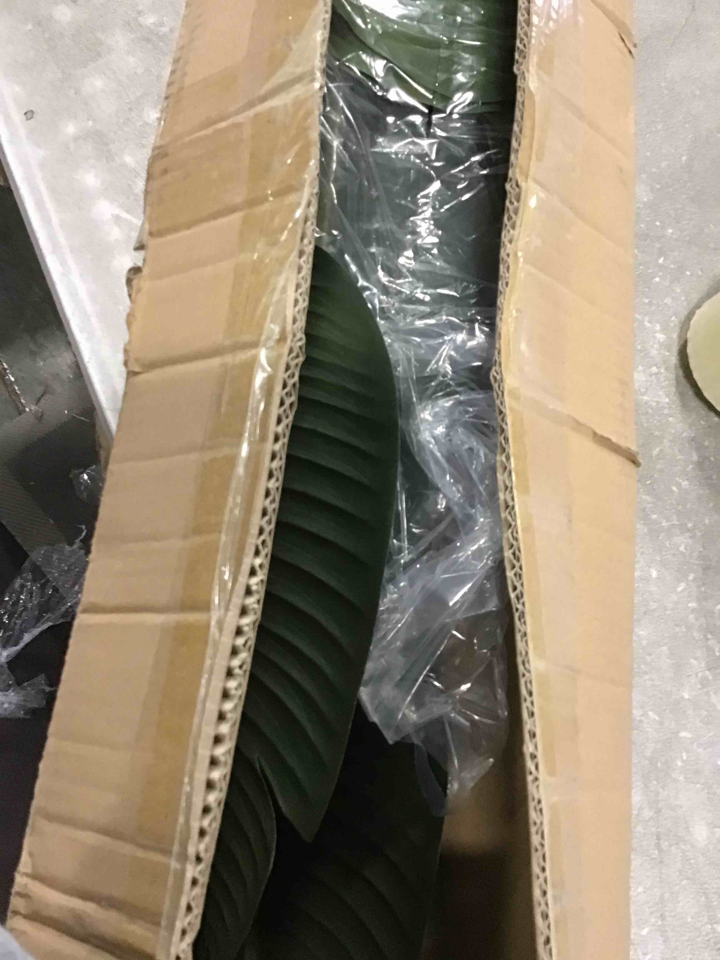 https://s3.amazonaws.com/lotting-images-prod/bidfta/YEL6001336_1707334505357.jpeg