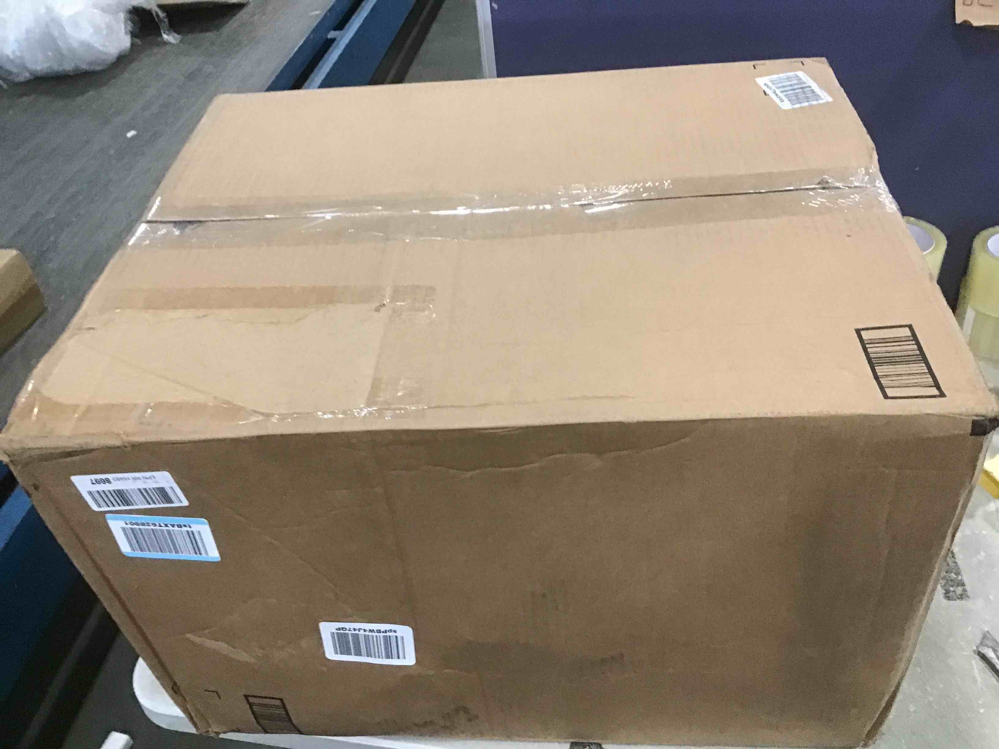 https://s3.amazonaws.com/lotting-images-prod/bidfta/YEL6001460_1707403529545.jpeg