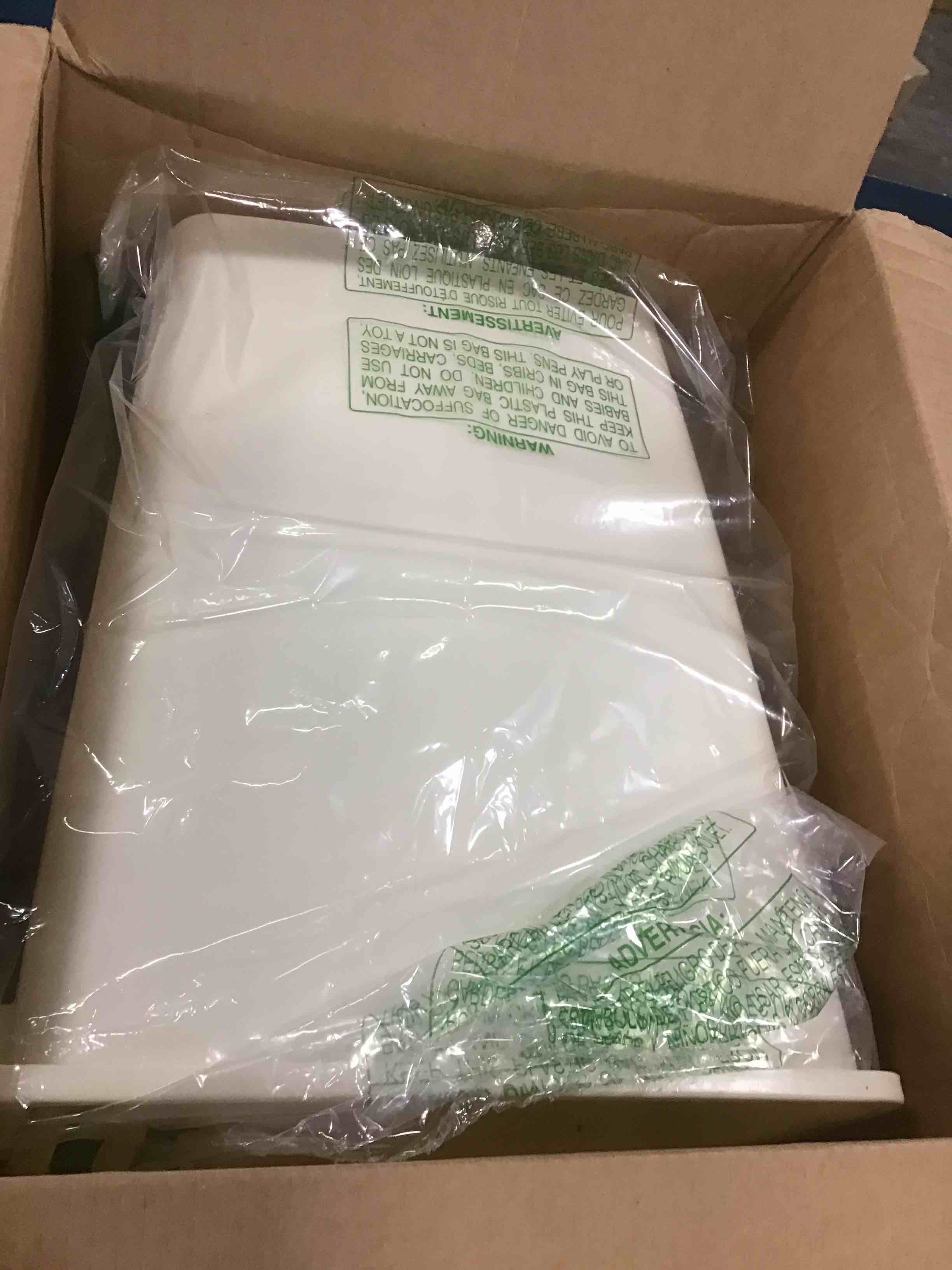 https://s3.amazonaws.com/lotting-images-prod/bidfta/YEL6001471_1707404179406.jpeg