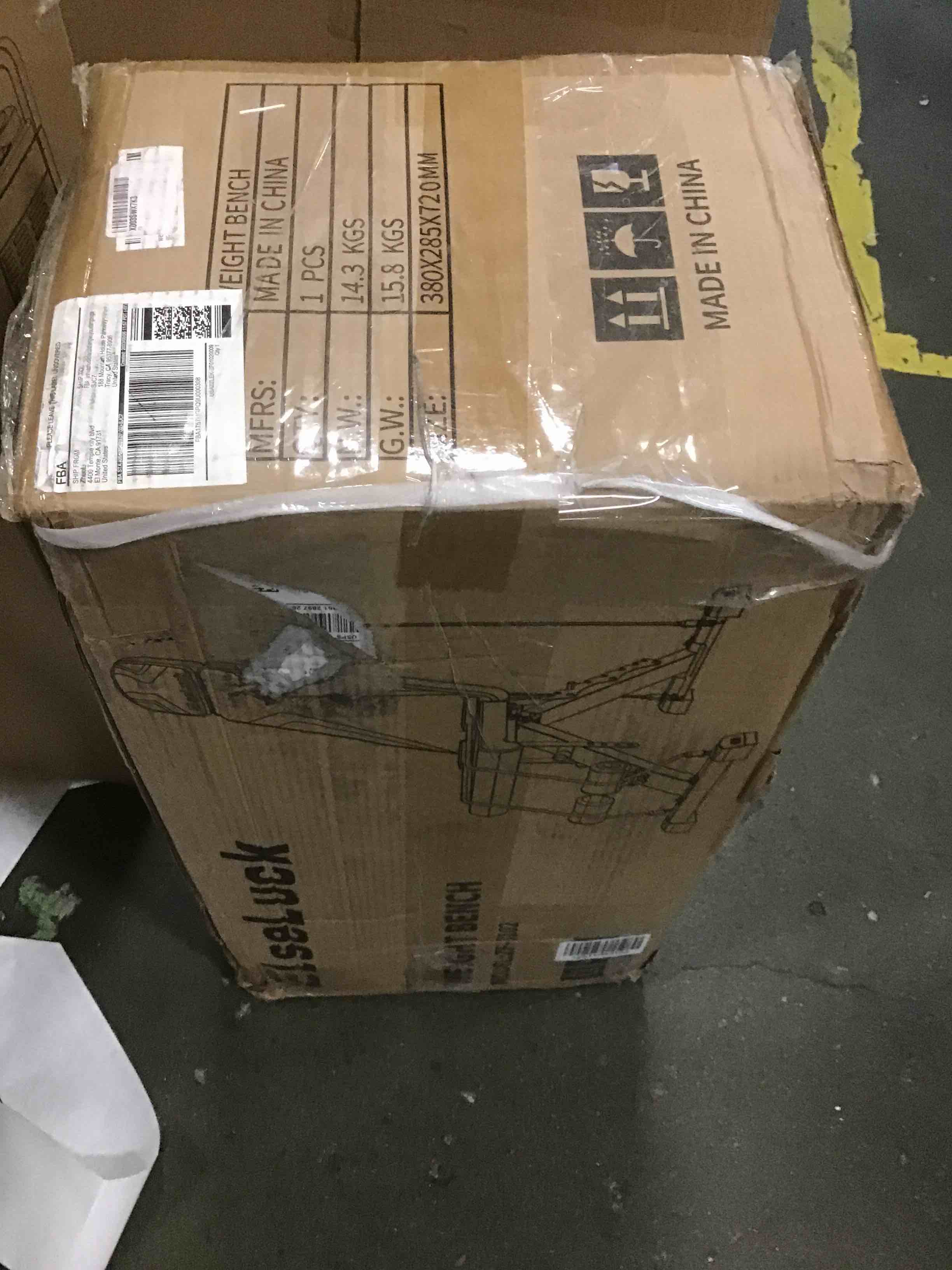 https://s3.amazonaws.com/lotting-images-prod/bidfta/YEL6001560_1707412900603.jpeg