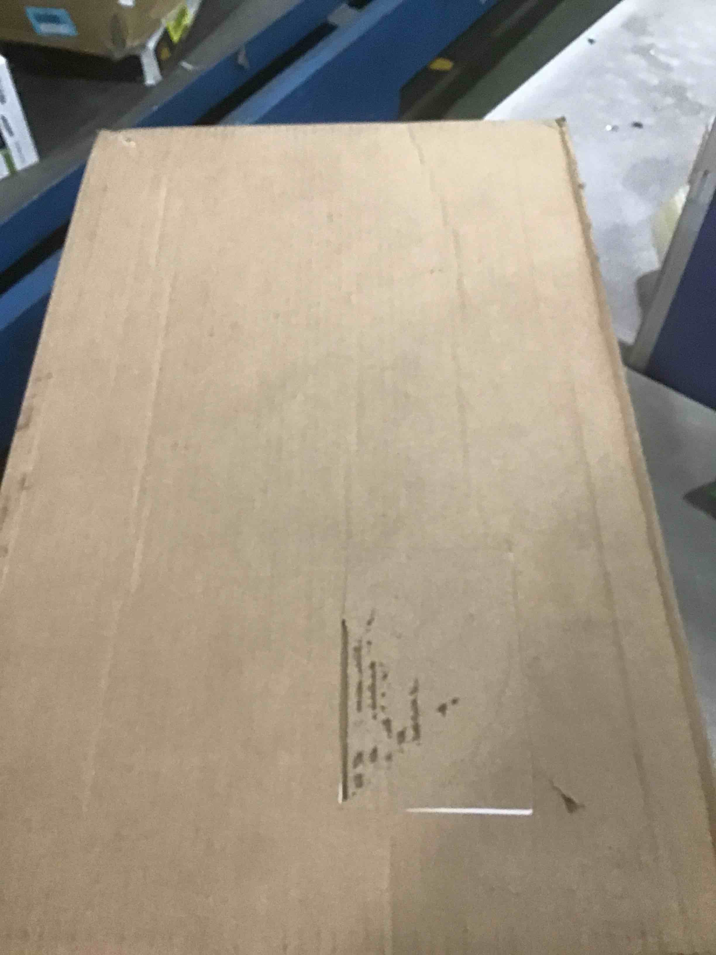 https://s3.amazonaws.com/lotting-images-prod/bidfta/YEL6001570_1707413714968.jpeg