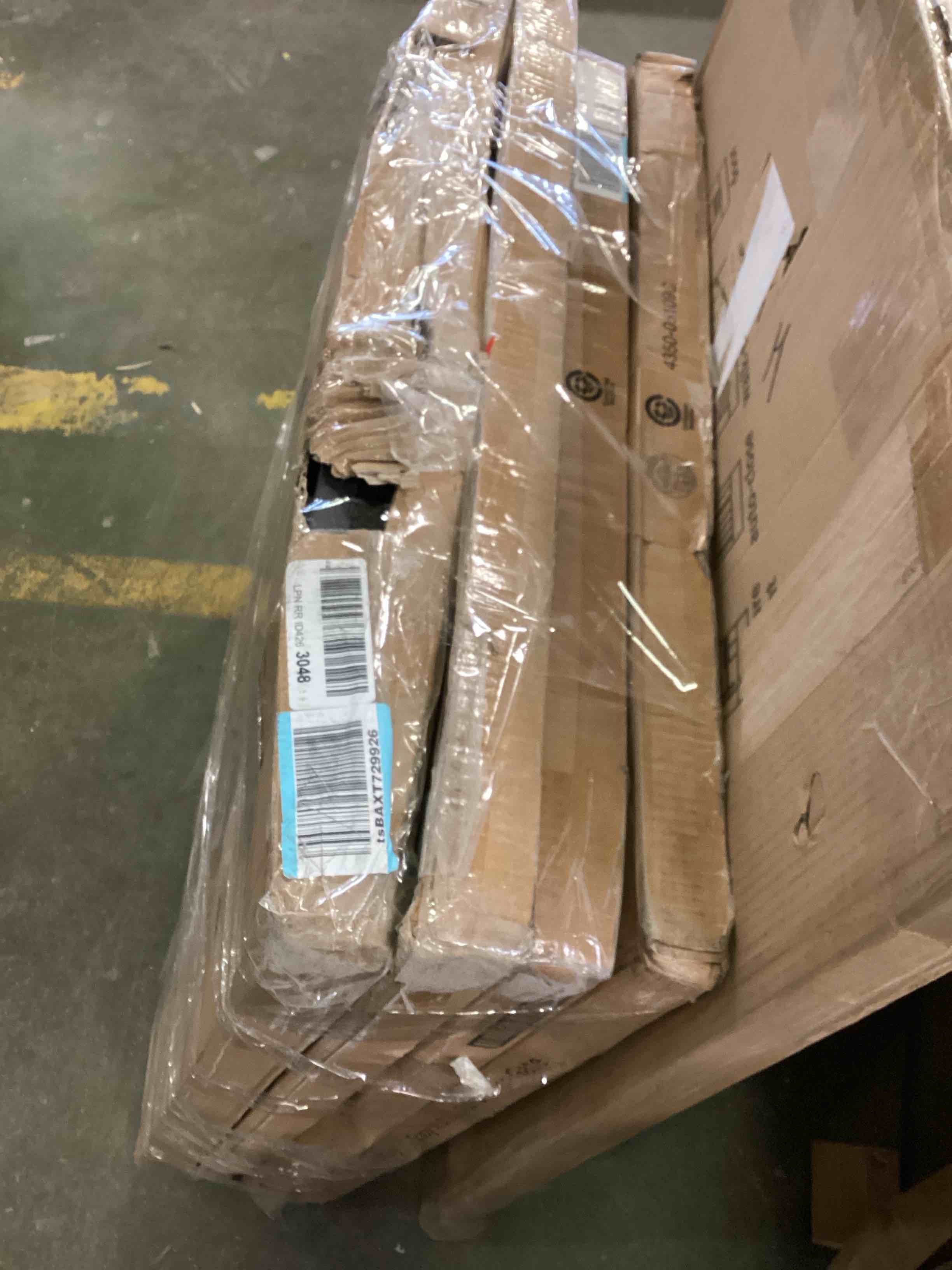 https://s3.amazonaws.com/lotting-images-prod/bidfta/YEL6002782_1707851012101.jpeg