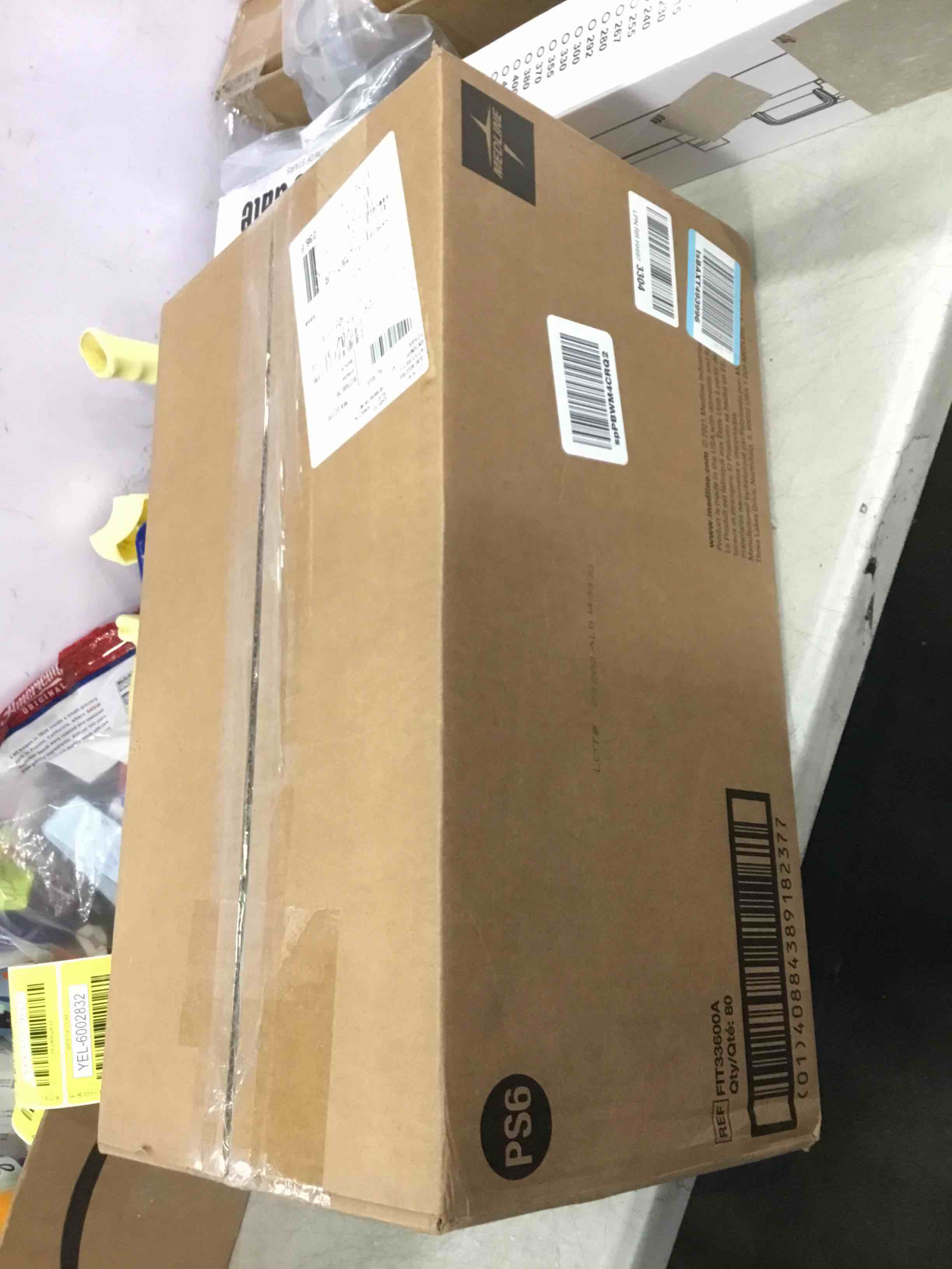 https://s3.amazonaws.com/lotting-images-prod/bidfta/YEL6002831_1707915822309.jpeg