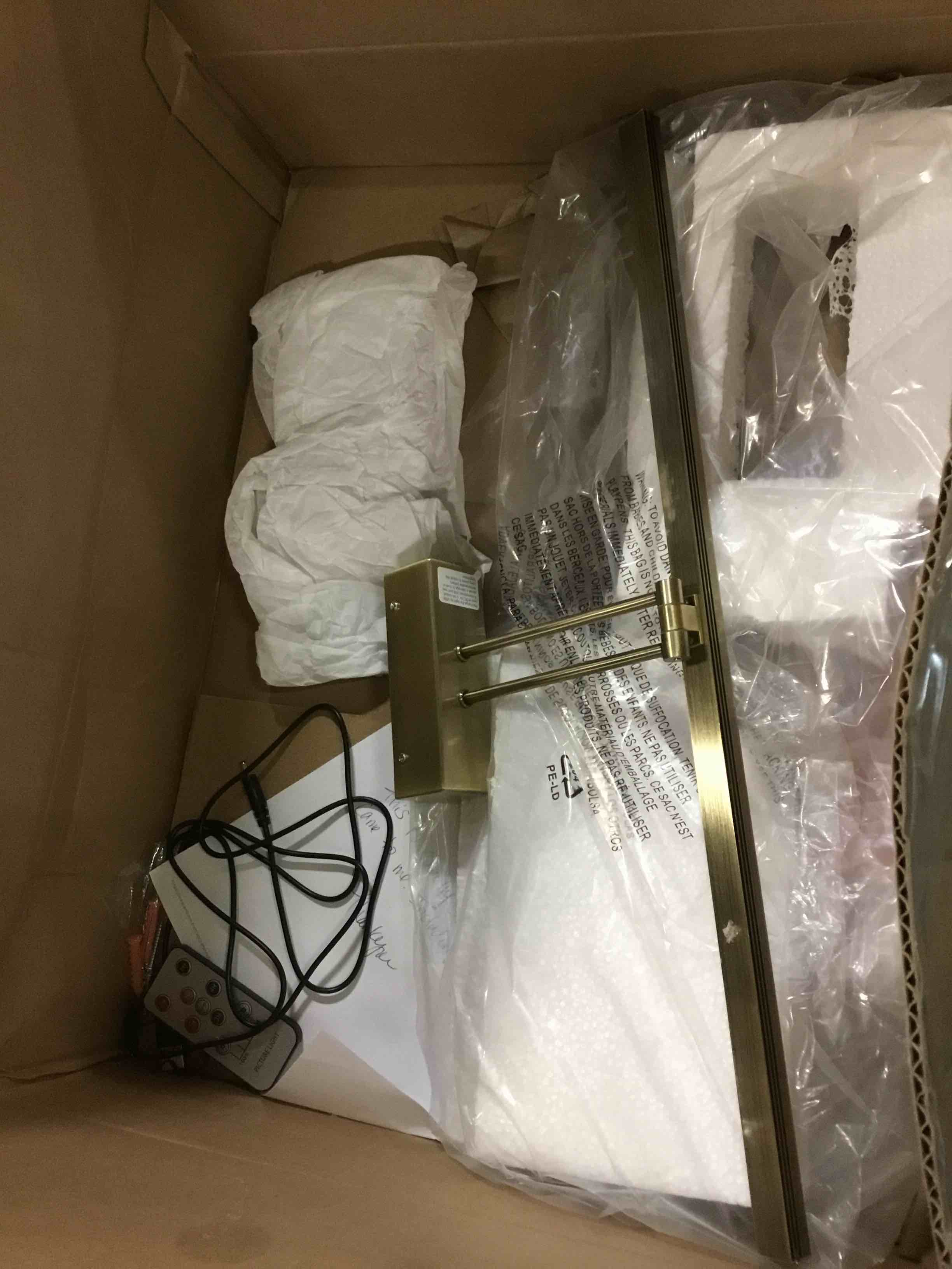 https://s3.amazonaws.com/lotting-images-prod/bidfta/YEL6003030_1708001456053.jpeg