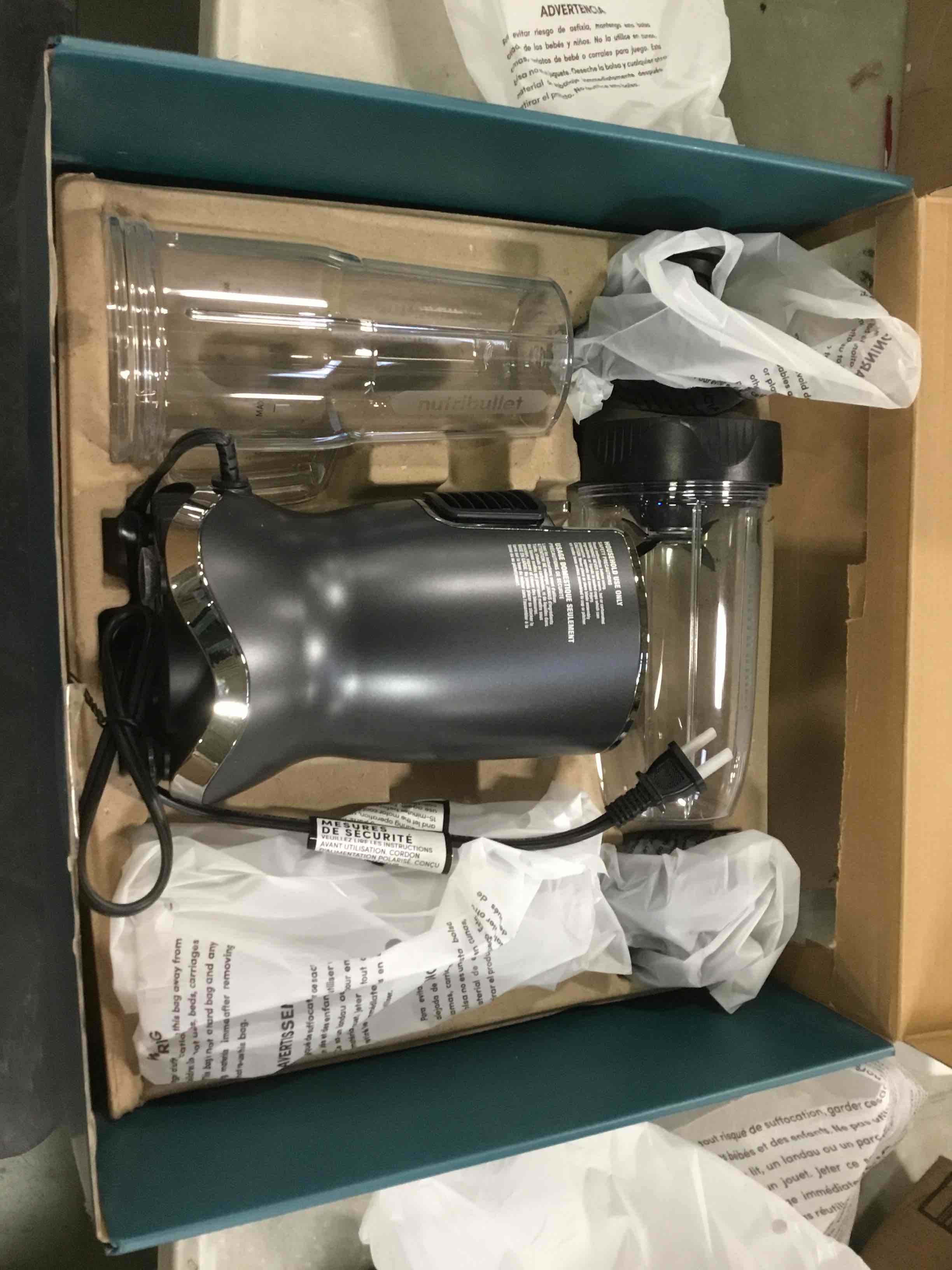 https://s3.amazonaws.com/lotting-images-prod/bidfta/YEL6003037_1708002164018.jpeg