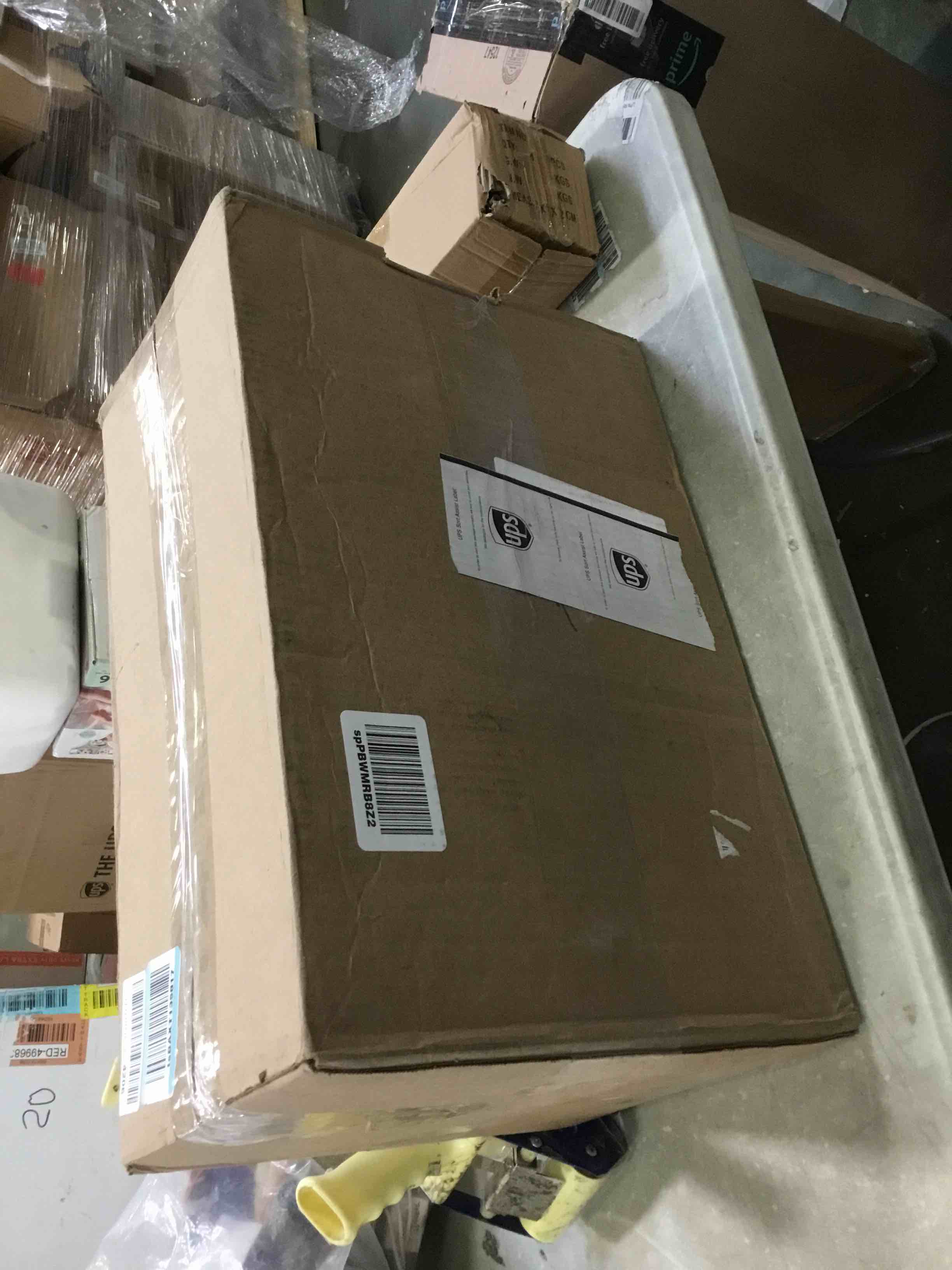 https://s3.amazonaws.com/lotting-images-prod/bidfta/YEL6003136_1708014571394.jpeg