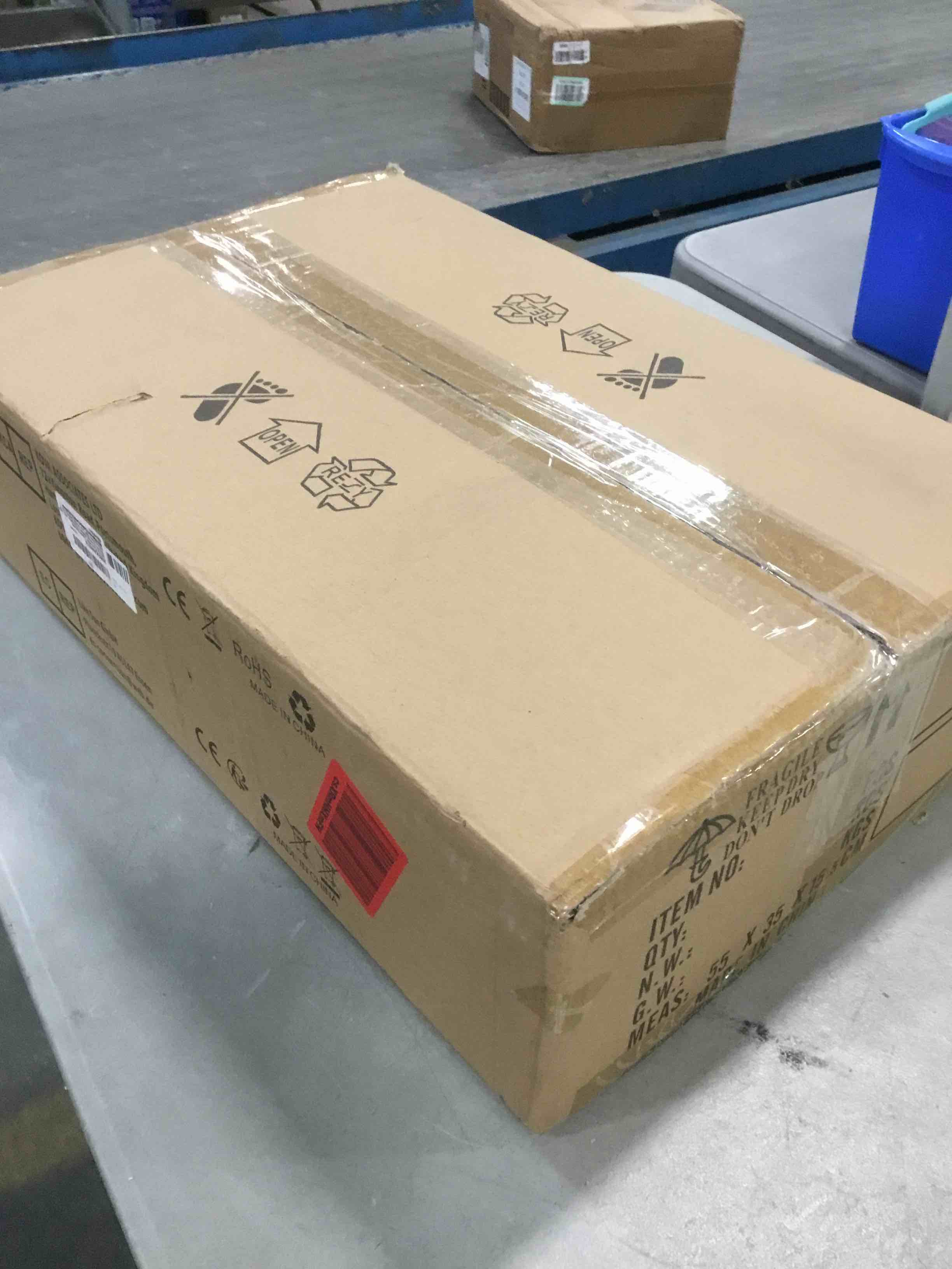 https://s3.amazonaws.com/lotting-images-prod/bidfta/YEL6003457_1707056584594.jpeg