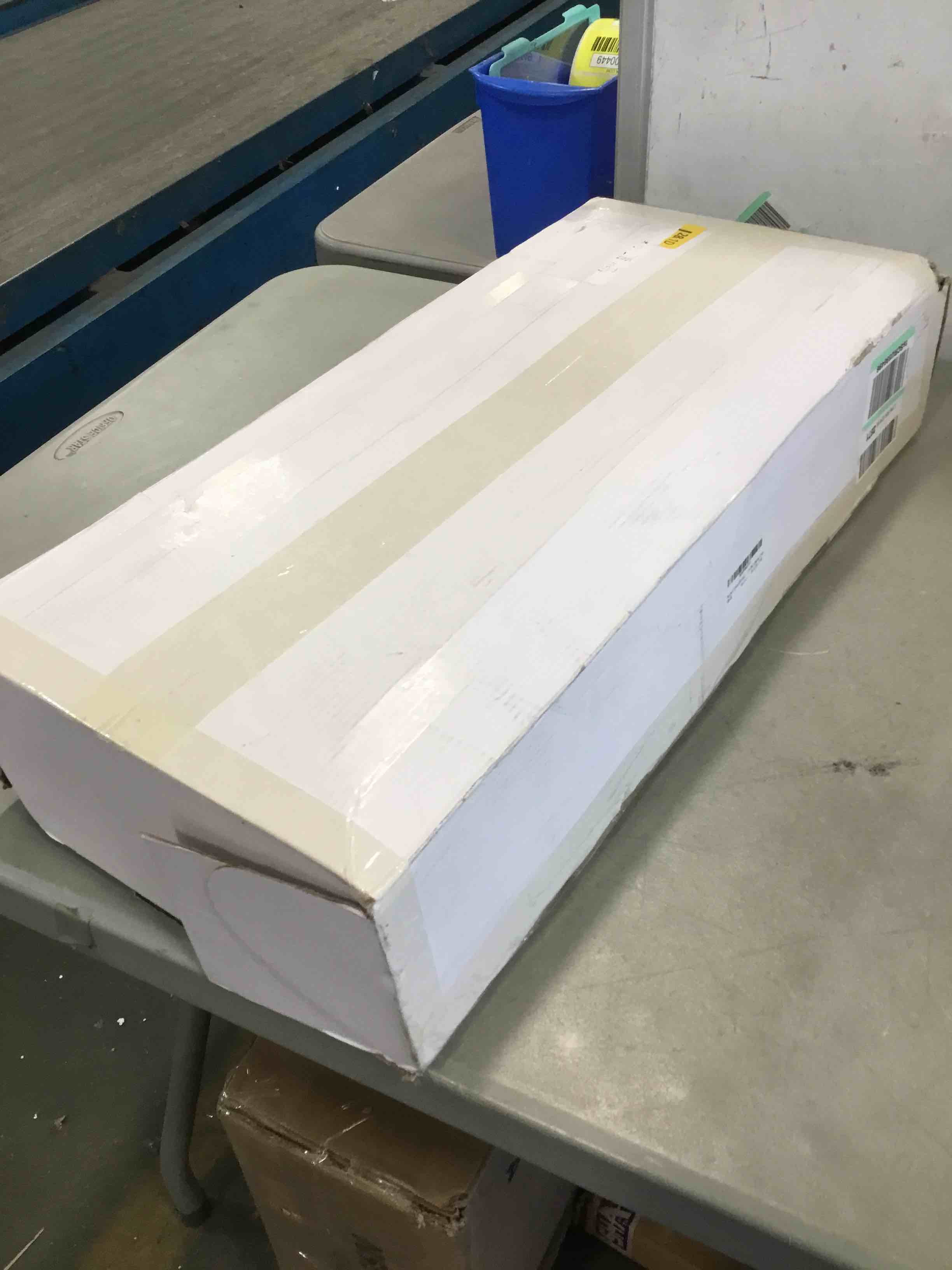 https://s3.amazonaws.com/lotting-images-prod/bidfta/YEL6003495_1707061684574.jpeg