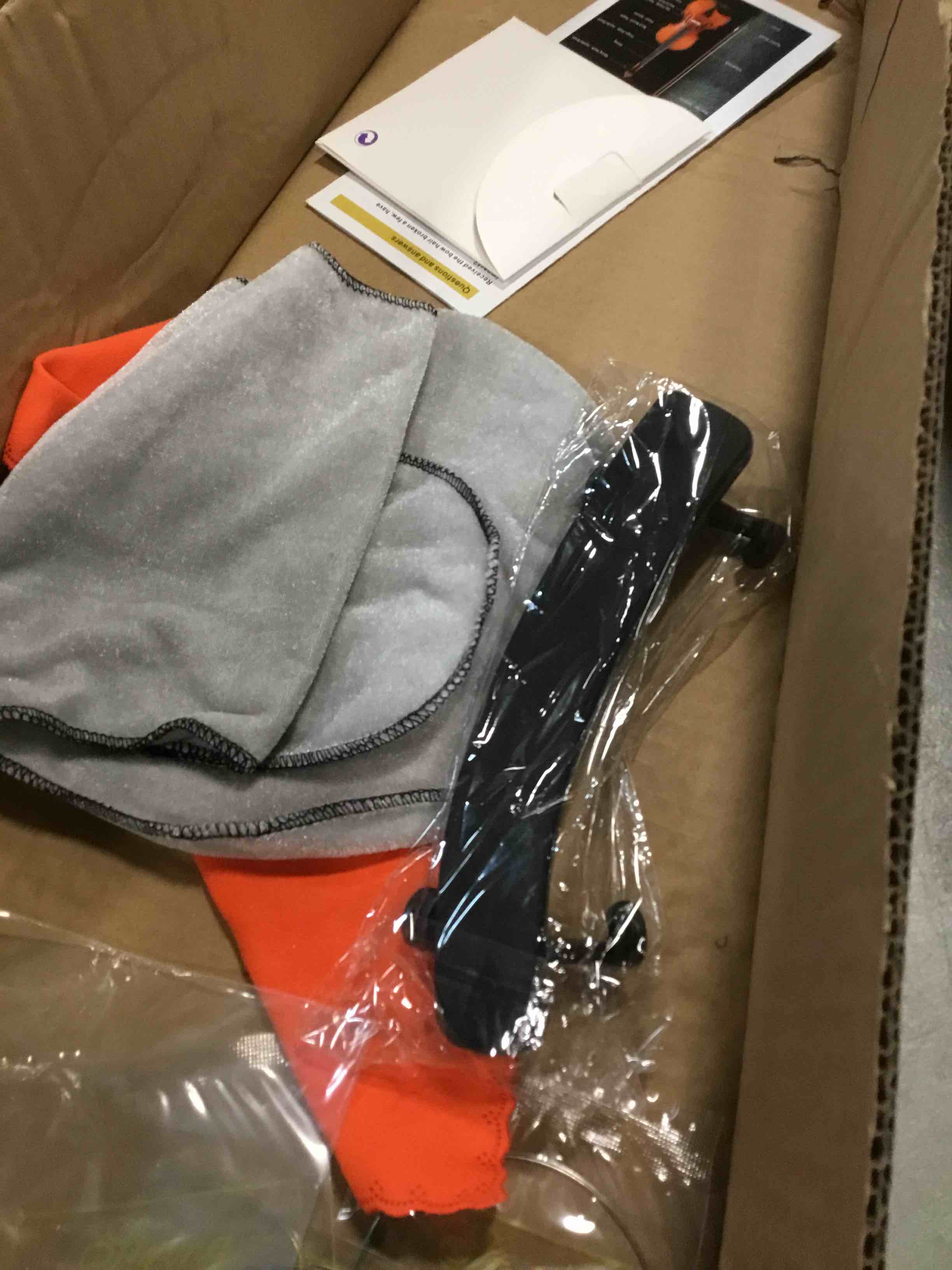 https://s3.amazonaws.com/lotting-images-prod/bidfta/YEL6003621_1707080837345.jpeg