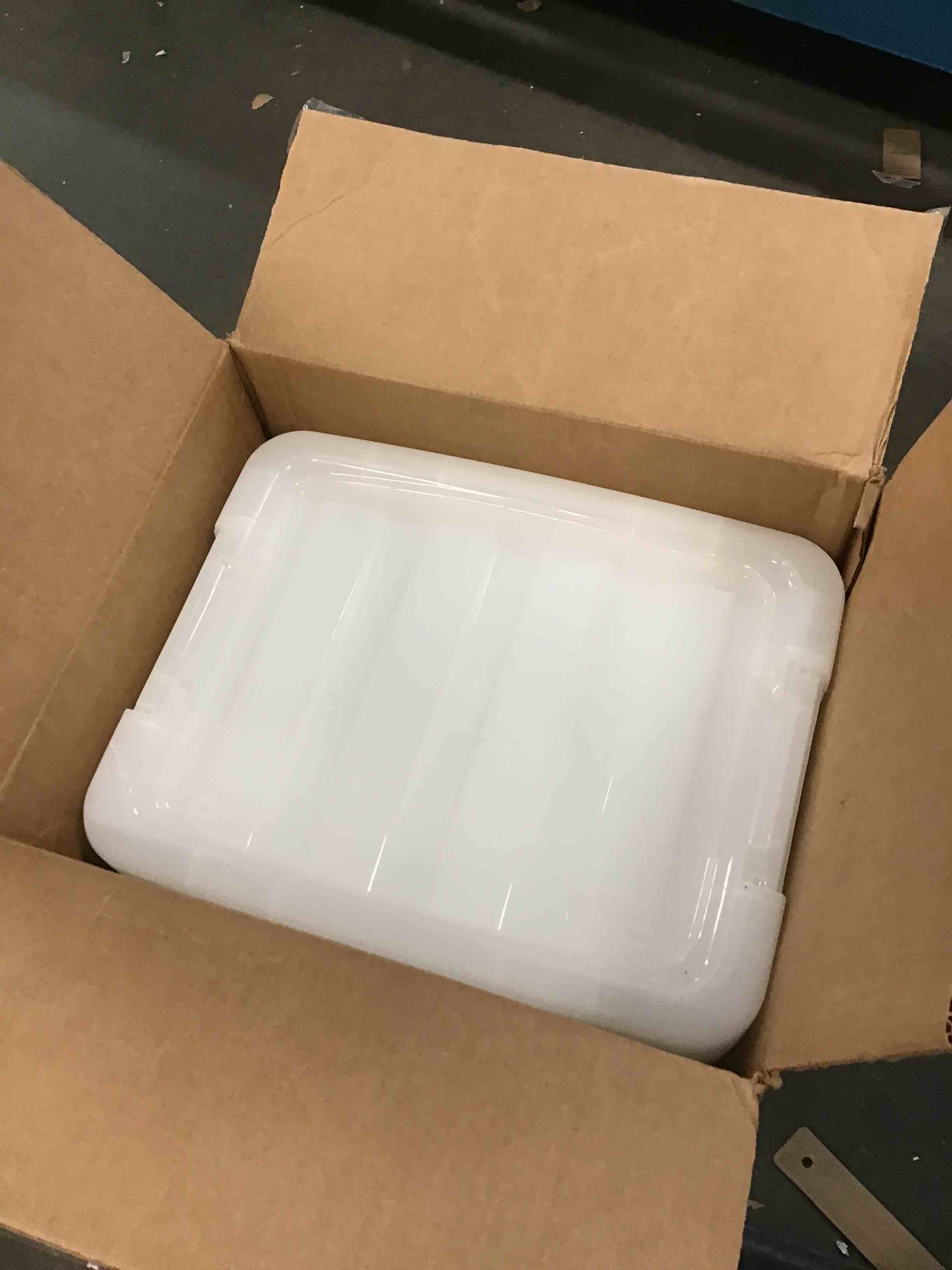 https://s3.amazonaws.com/lotting-images-prod/bidfta/YEL6003766_1707157628768.jpeg