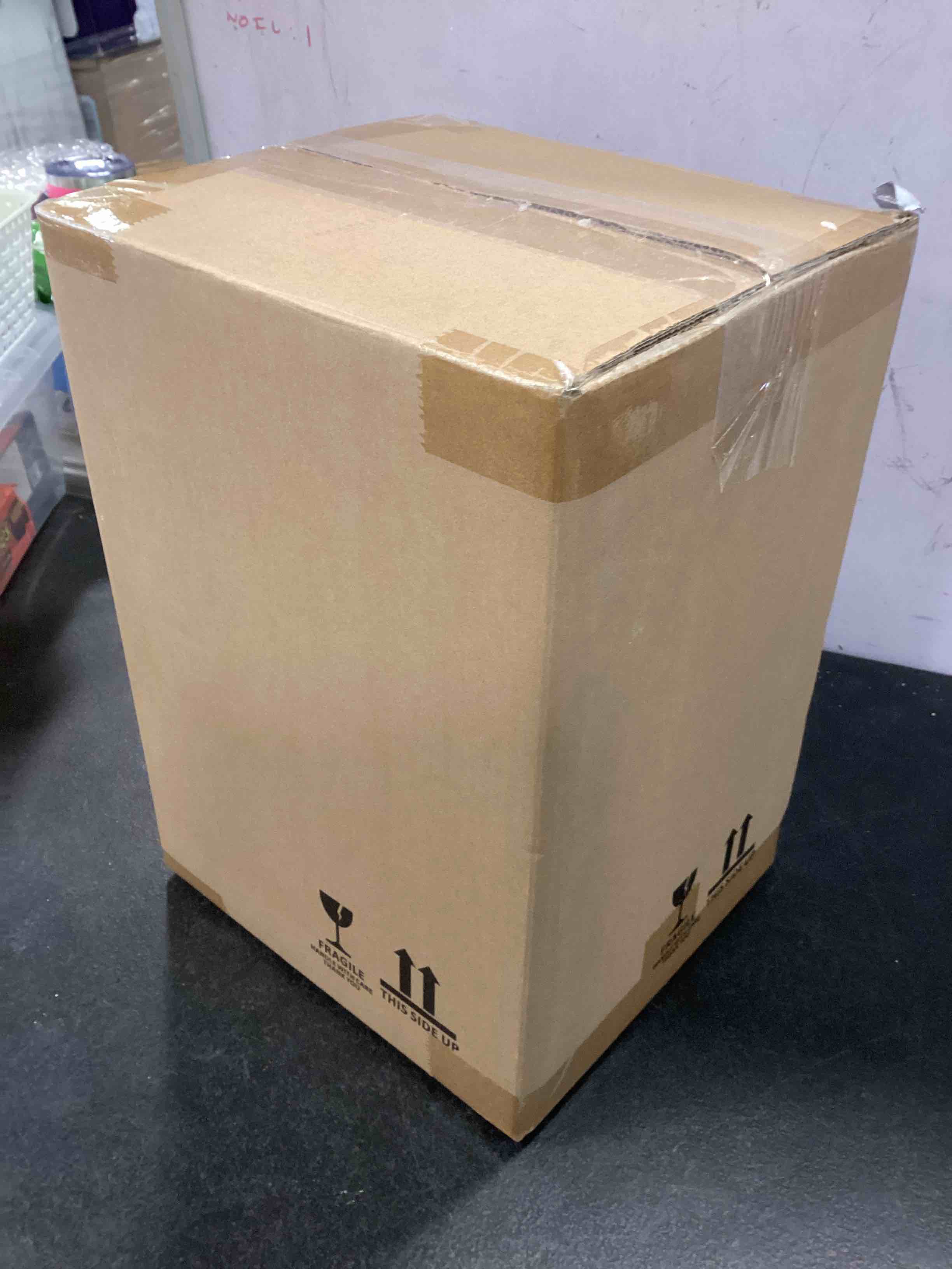 https://s3.amazonaws.com/lotting-images-prod/bidfta/YEL6003906_1707235272495.jpeg