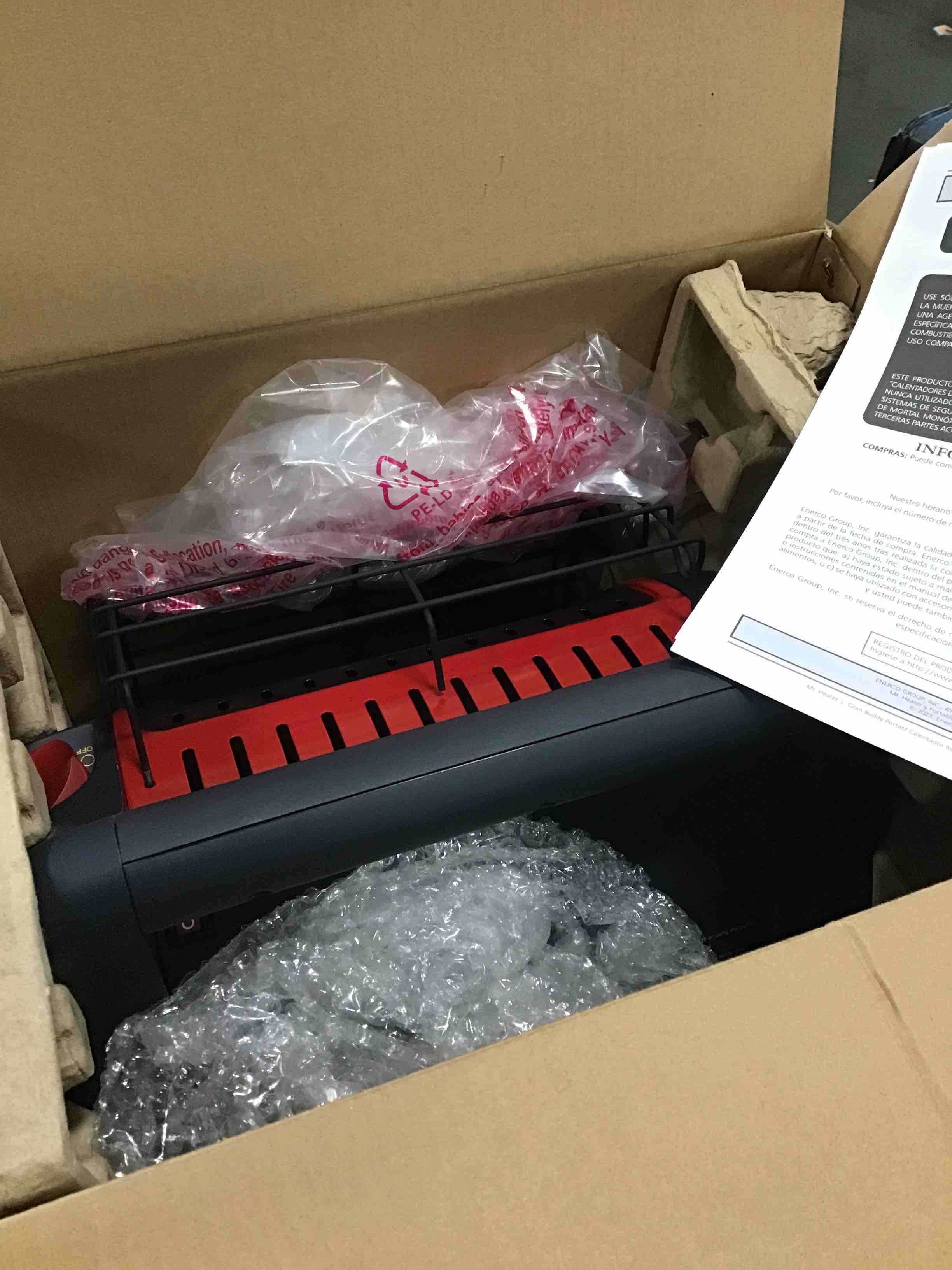 https://s3.amazonaws.com/lotting-images-prod/bidfta/YEL6005004_1707165749711.jpeg