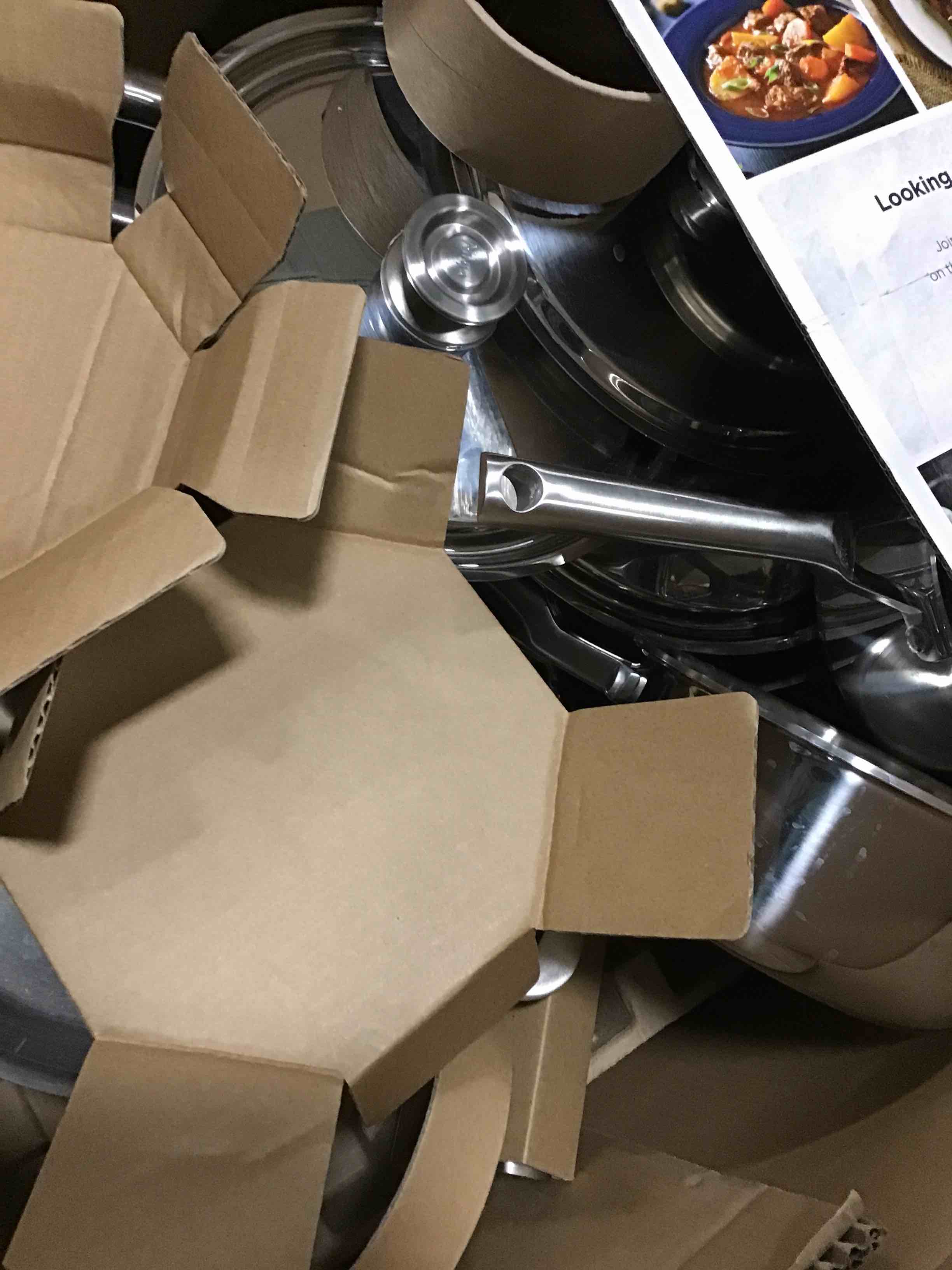 https://s3.amazonaws.com/lotting-images-prod/bidfta/YEL6005019_1707221866199.jpeg