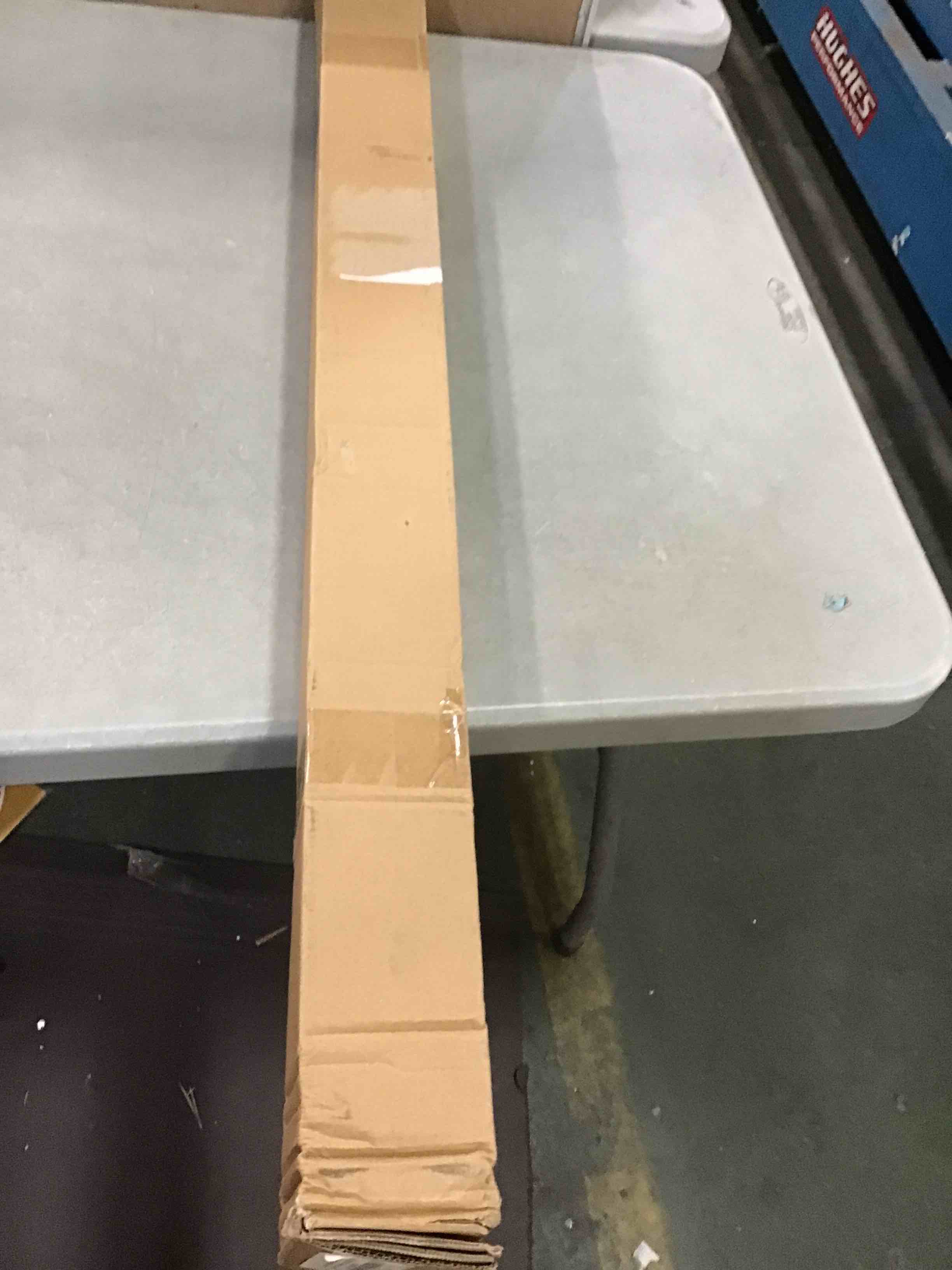 https://s3.amazonaws.com/lotting-images-prod/bidfta/YEL6006466_1707741904334.jpeg