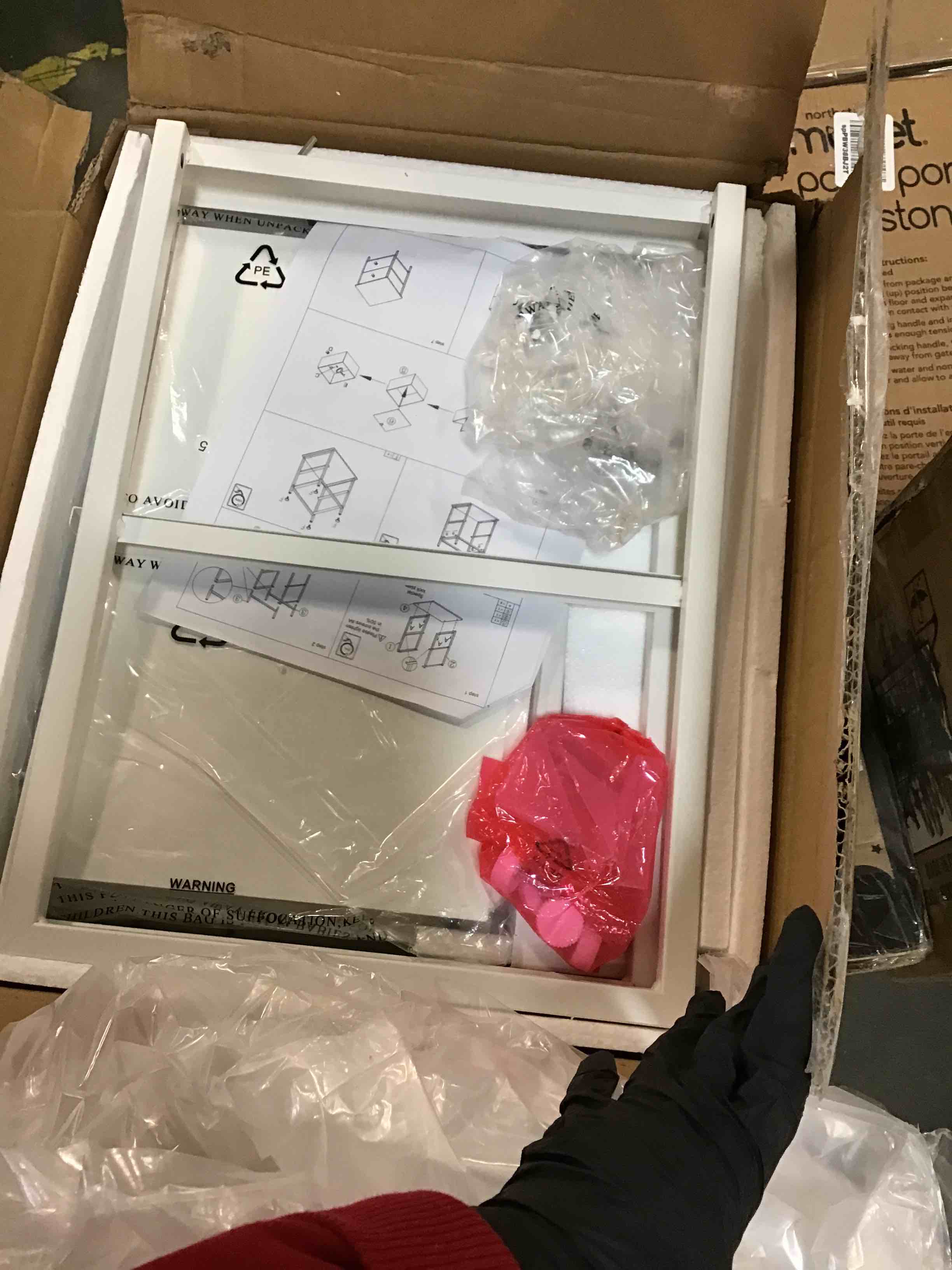 https://s3.amazonaws.com/lotting-images-prod/bidfta/YEL6006501_1707745449232.jpeg