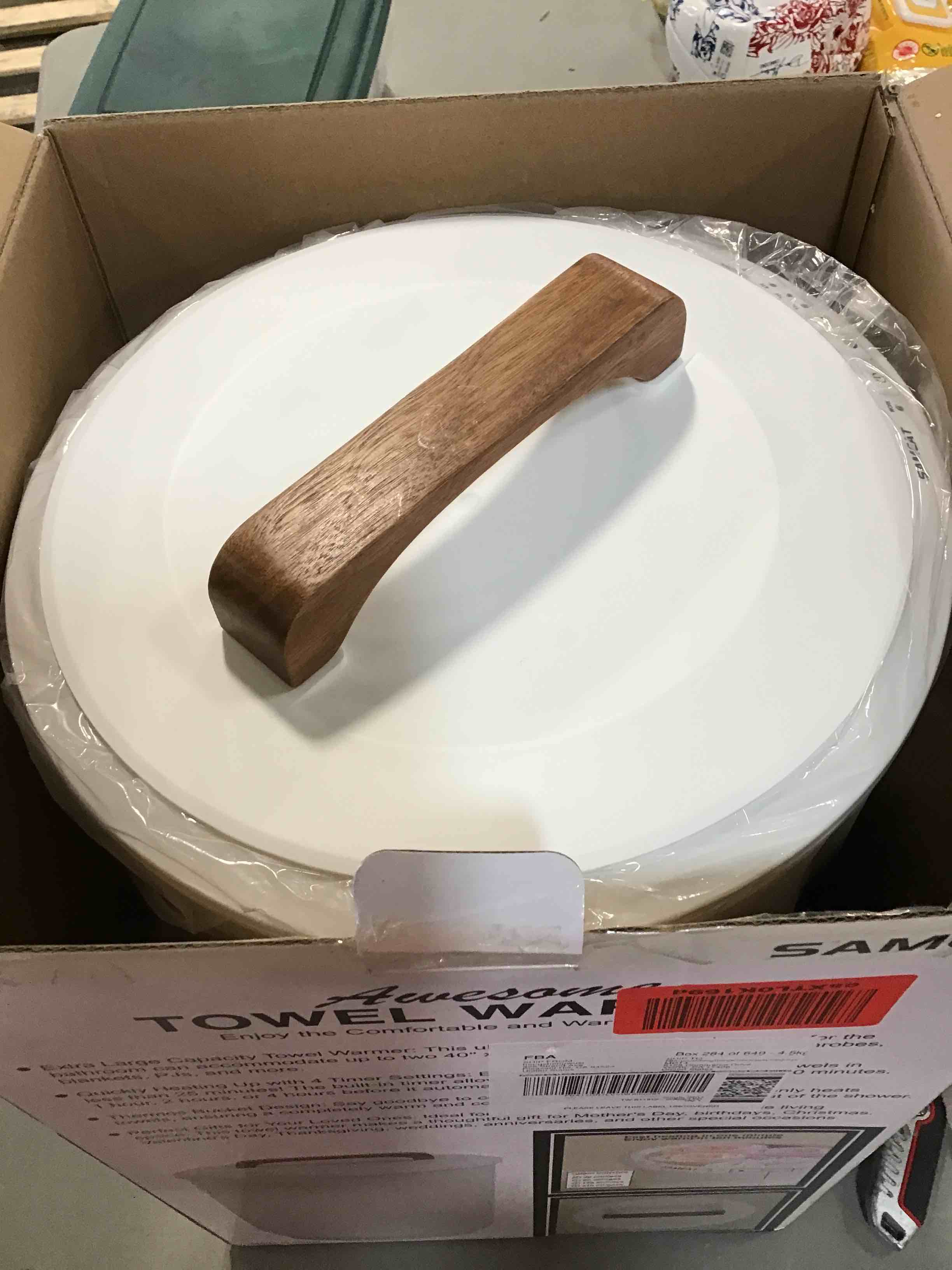 https://s3.amazonaws.com/lotting-images-prod/bidfta/YEL6006568_1707754877205.jpeg
