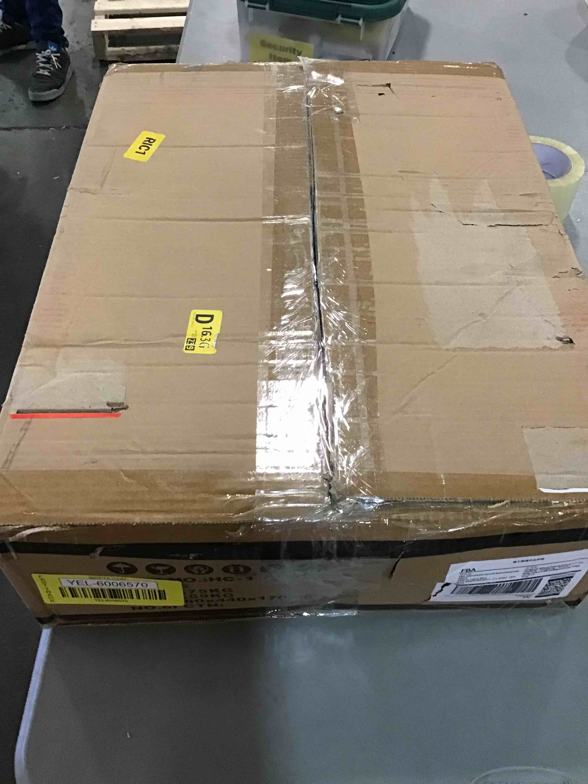 https://s3.amazonaws.com/lotting-images-prod/bidfta/YEL6006570_1707755050511.jpeg