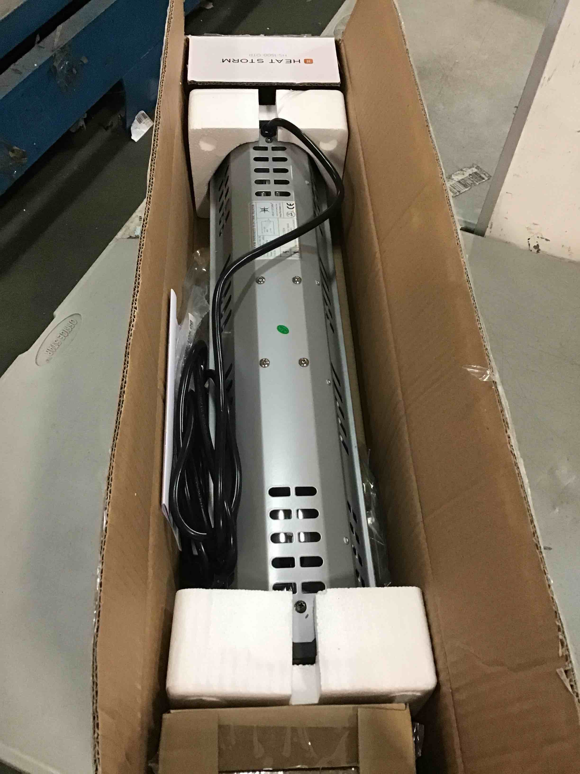 https://s3.amazonaws.com/lotting-images-prod/bidfta/YEL6006739_1707834067453.jpeg