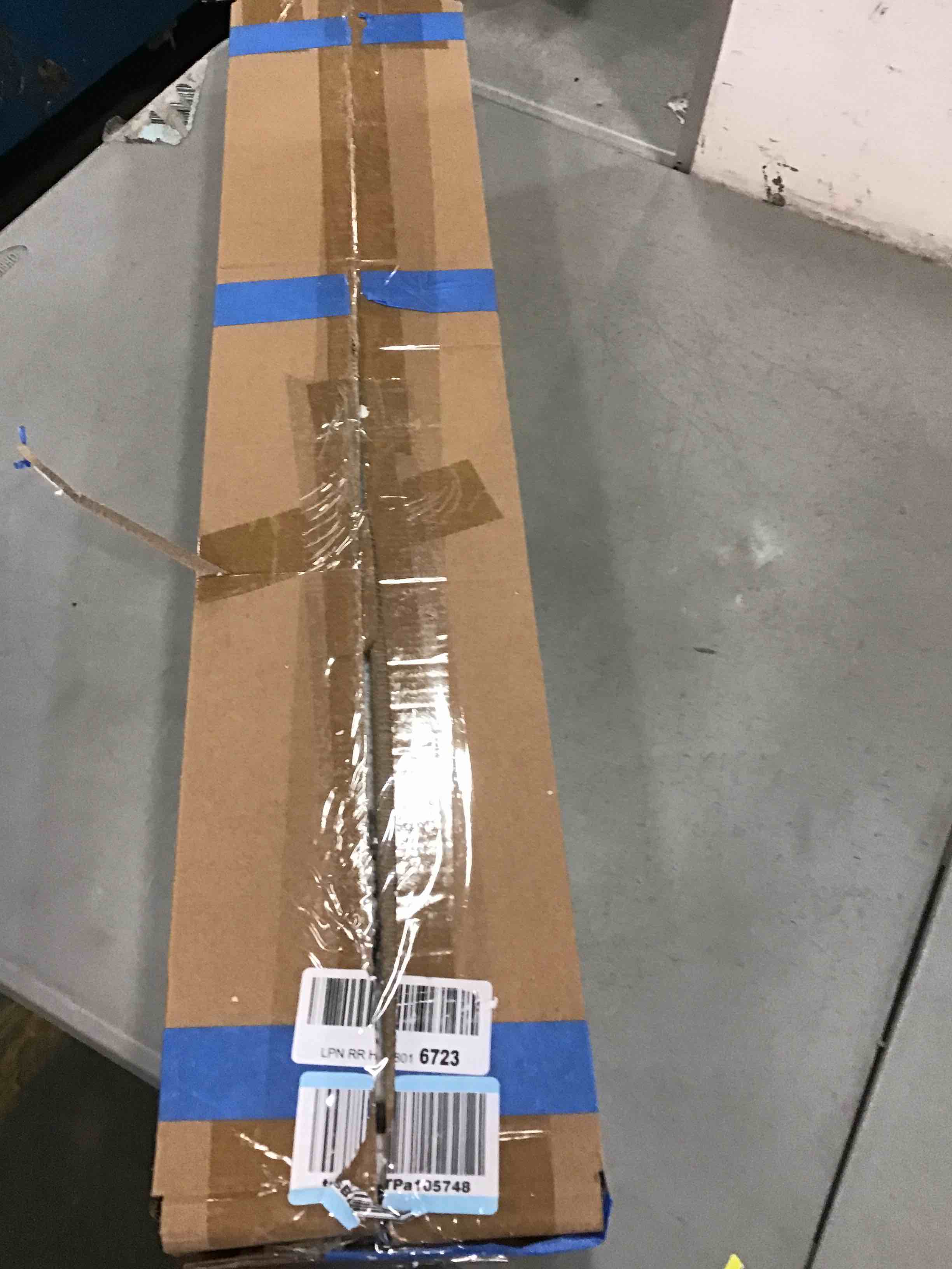 https://s3.amazonaws.com/lotting-images-prod/bidfta/YEL6006777_1707839665644.jpeg
