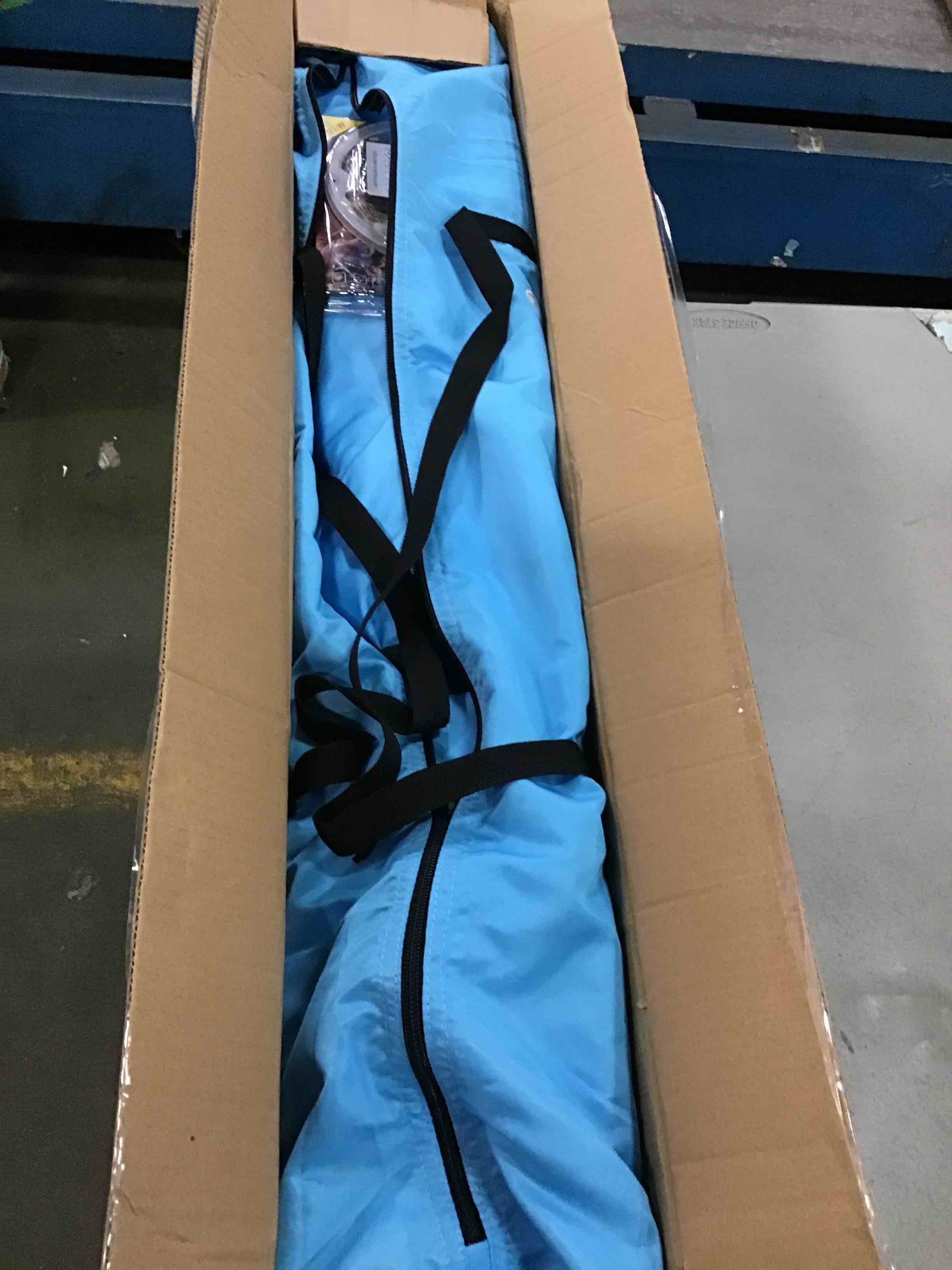 https://s3.amazonaws.com/lotting-images-prod/bidfta/YEL6006799_1707842103141.jpeg