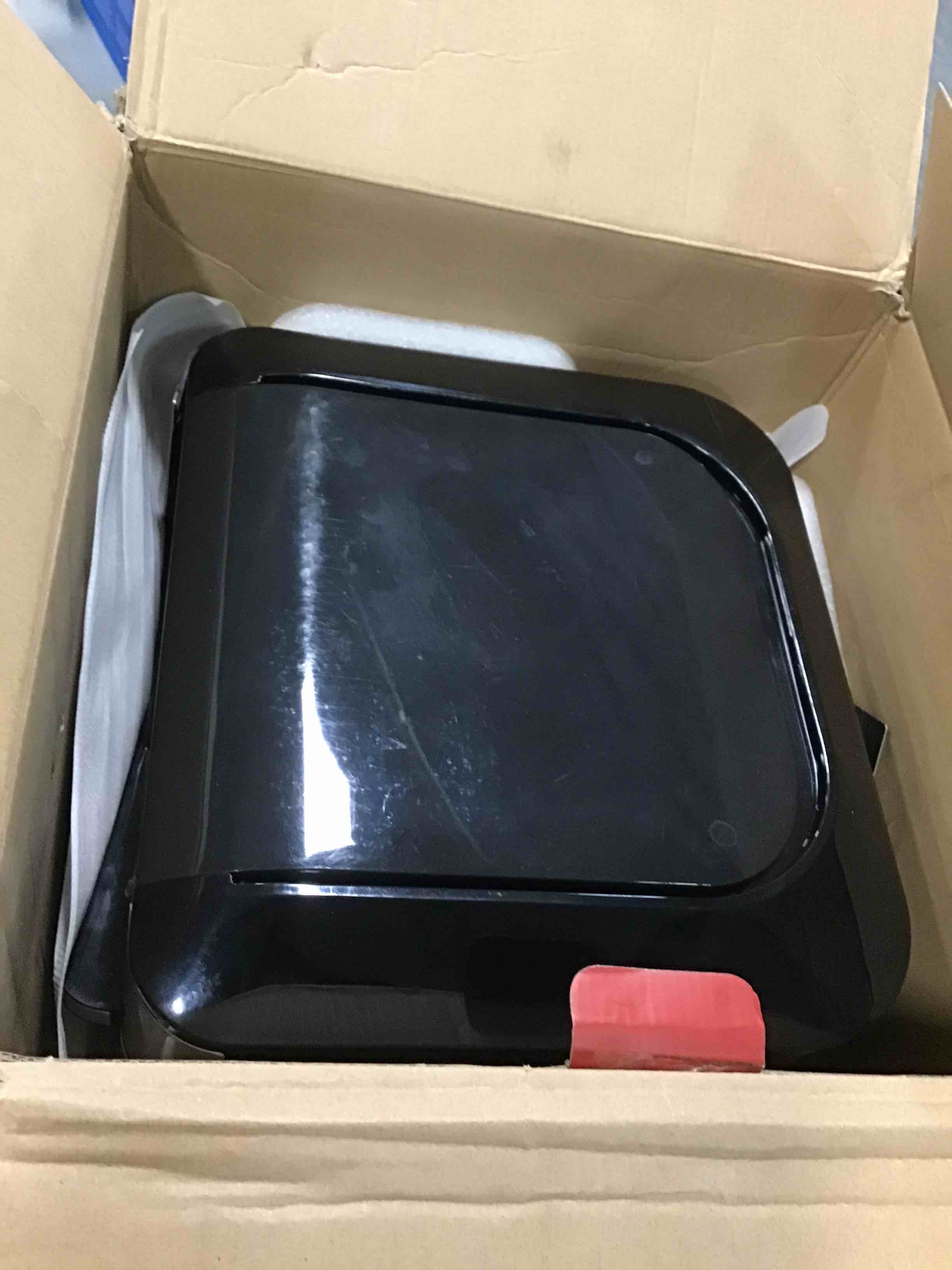 https://s3.amazonaws.com/lotting-images-prod/bidfta/YEL6006935_1707915779066.jpeg