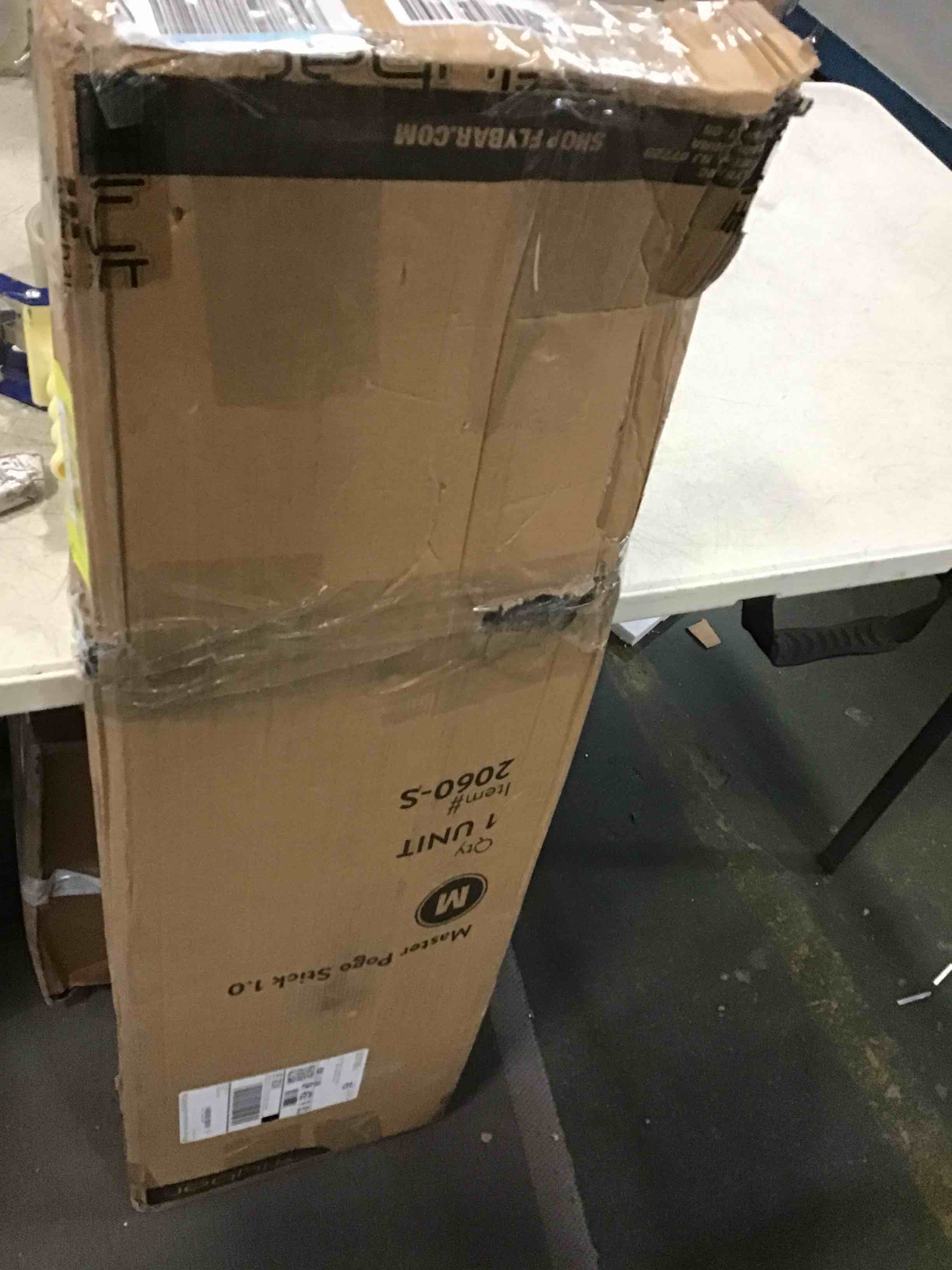 https://s3.amazonaws.com/lotting-images-prod/bidfta/YEL6007046_1707930957522.jpeg