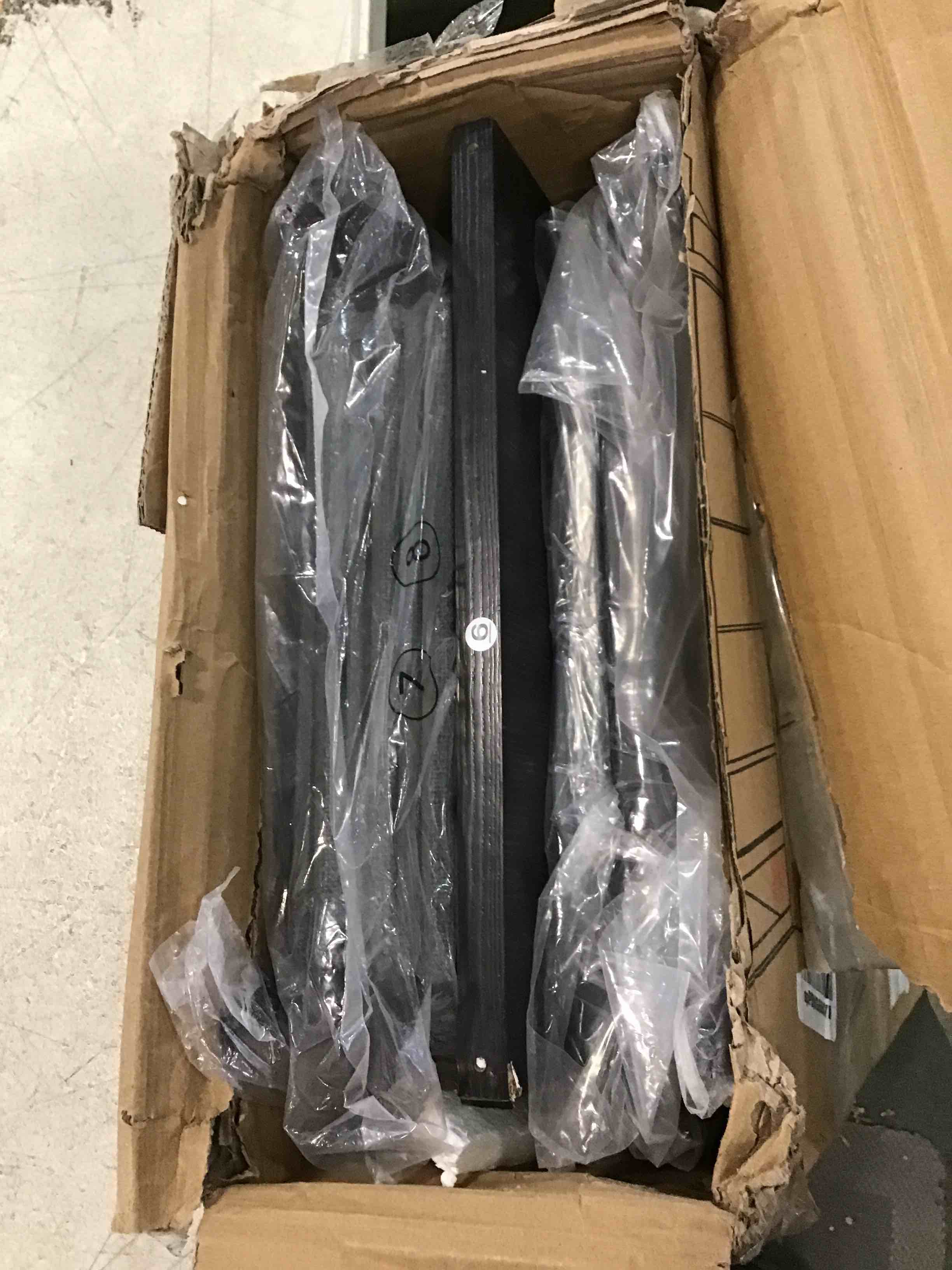 https://s3.amazonaws.com/lotting-images-prod/bidfta/YEL6007082_1707937097808.jpeg