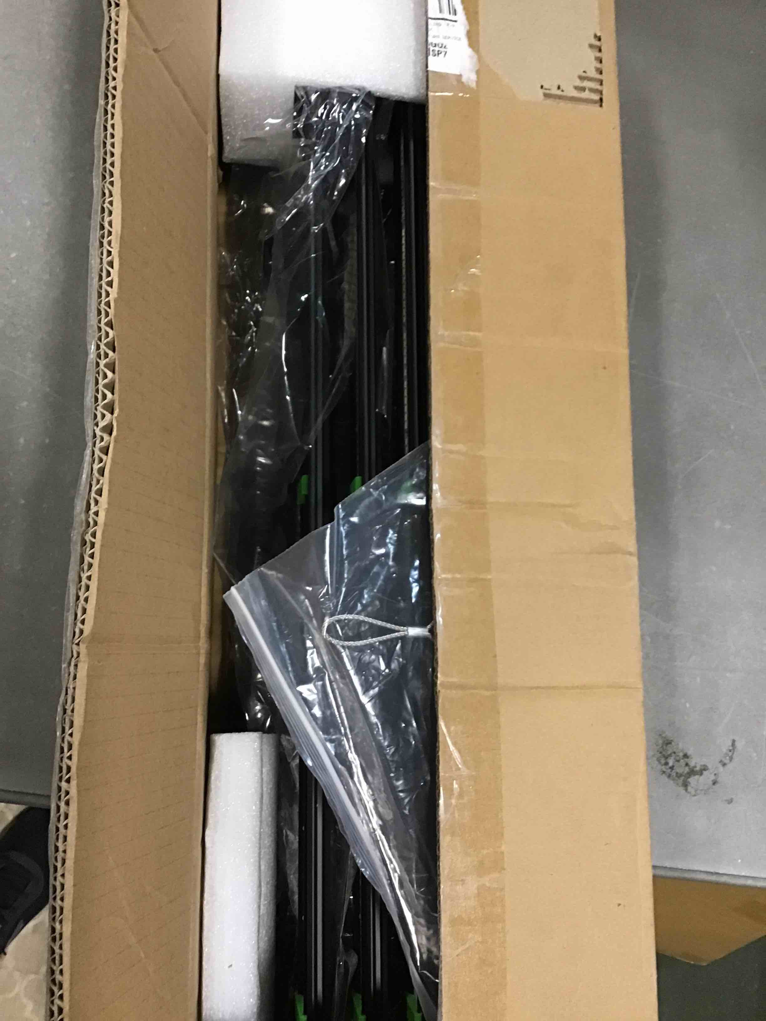 https://s3.amazonaws.com/lotting-images-prod/bidfta/YEL6007546_1708115837032.jpeg