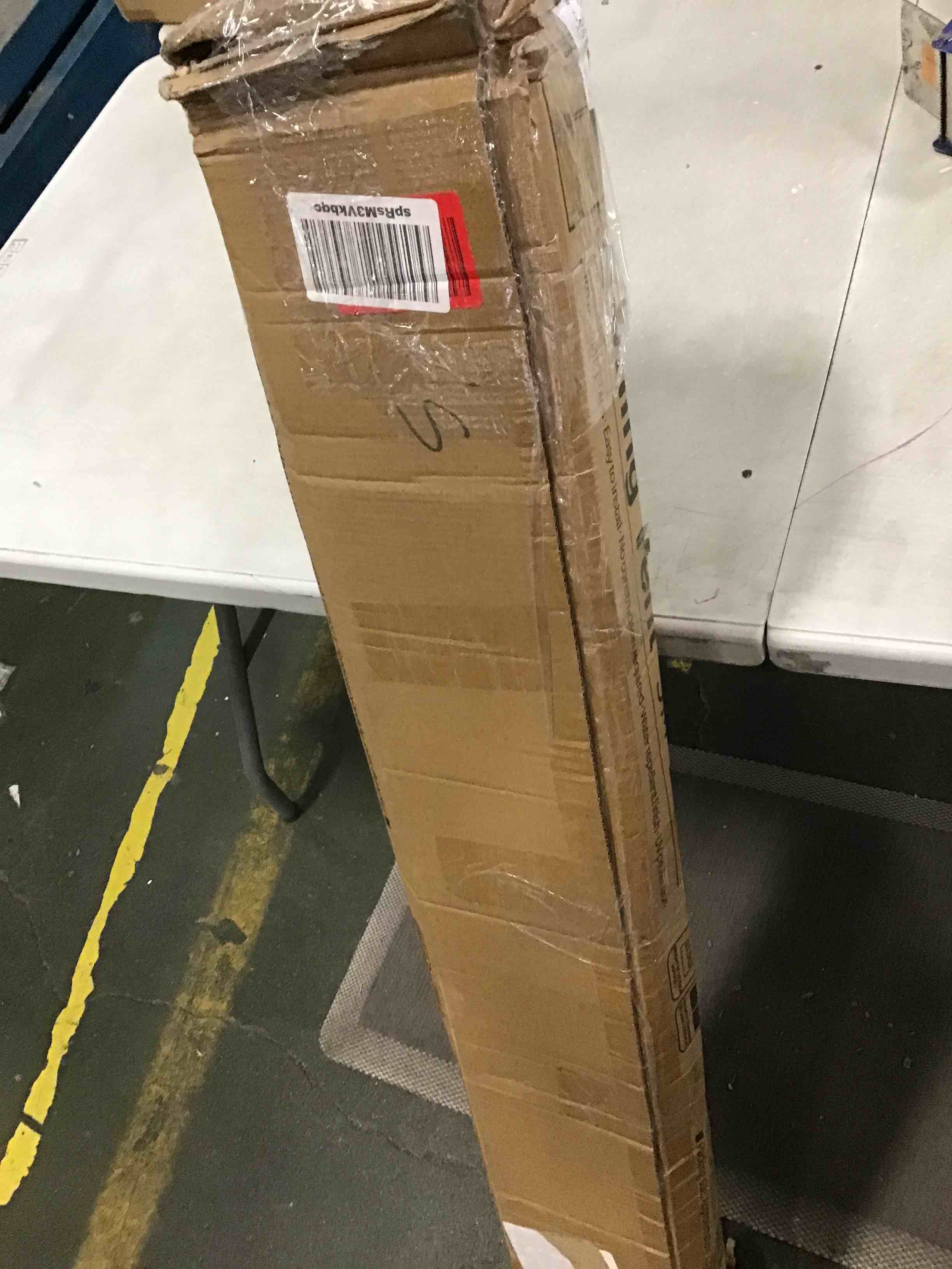 https://s3.amazonaws.com/lotting-images-prod/bidfta/YEL6007636_1708185670577.jpeg