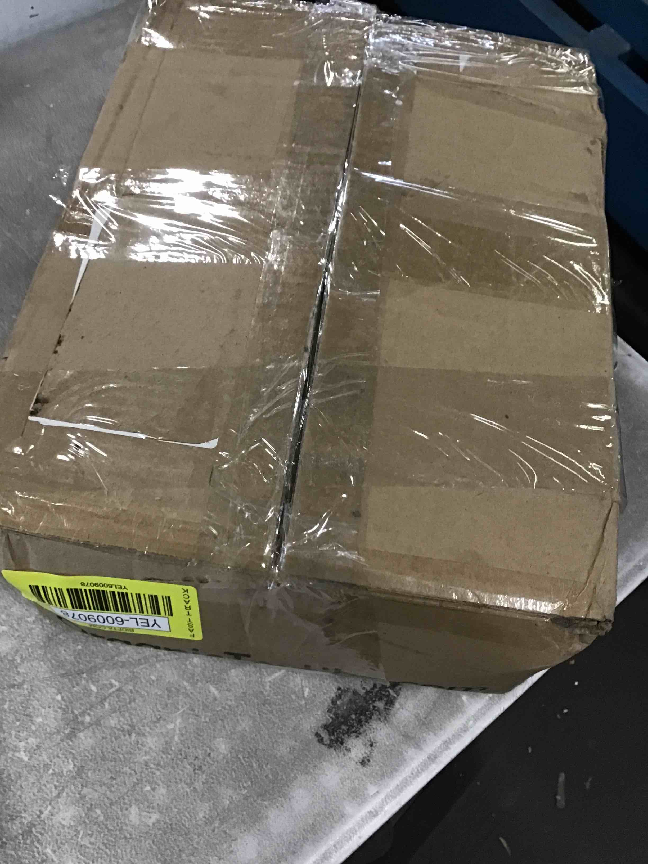 https://s3.amazonaws.com/lotting-images-prod/bidfta/YEL6009078_1708374375739.jpeg