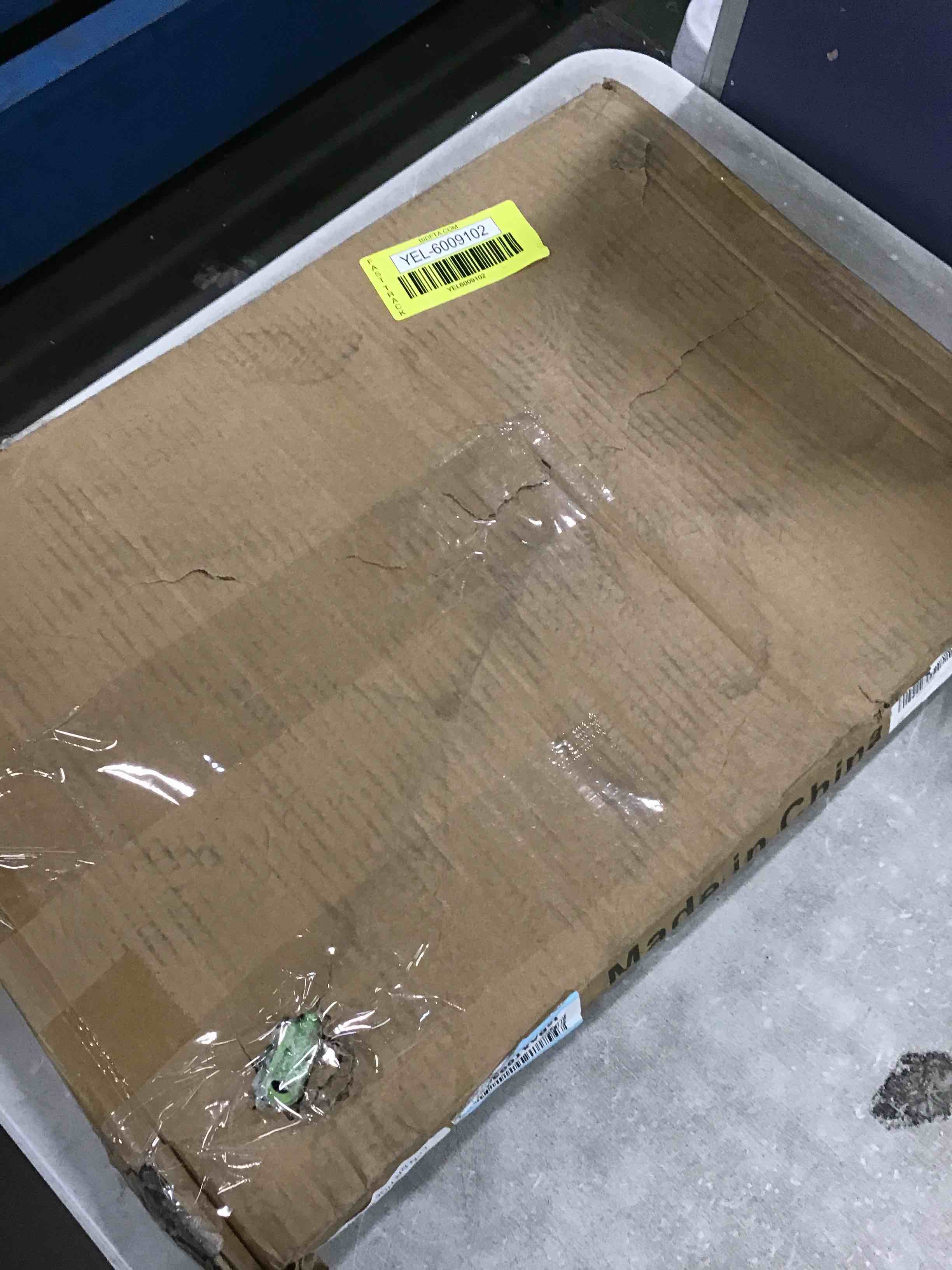 https://s3.amazonaws.com/lotting-images-prod/bidfta/YEL6009102_1708431059627.jpeg