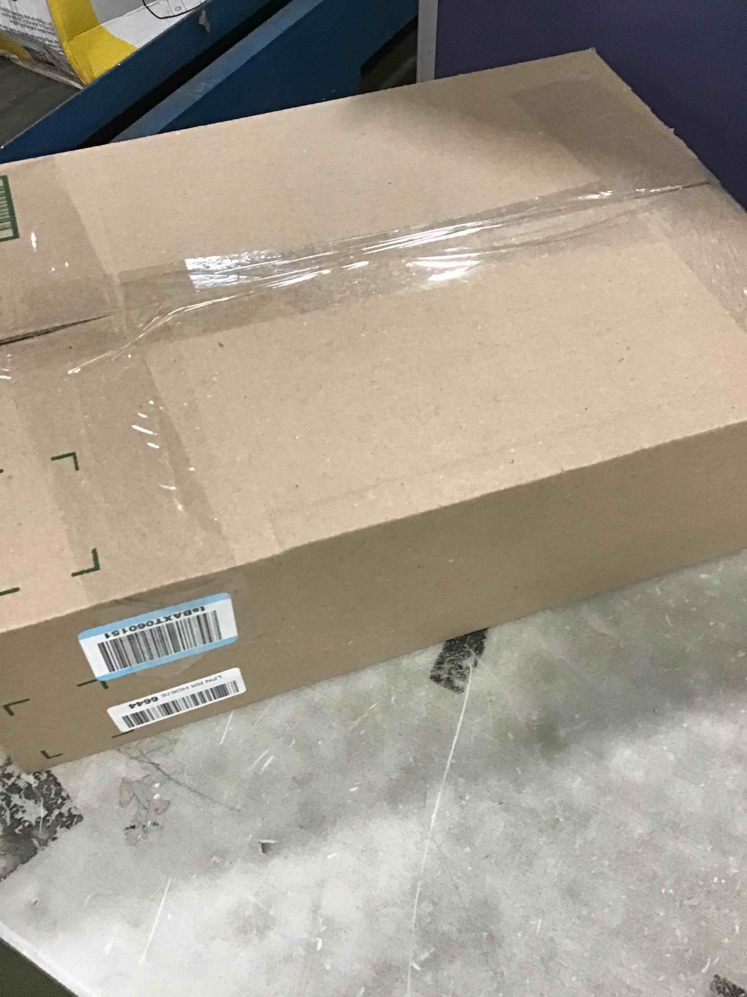 https://s3.amazonaws.com/lotting-images-prod/bidfta/YEL6009103_1708431233543.jpeg