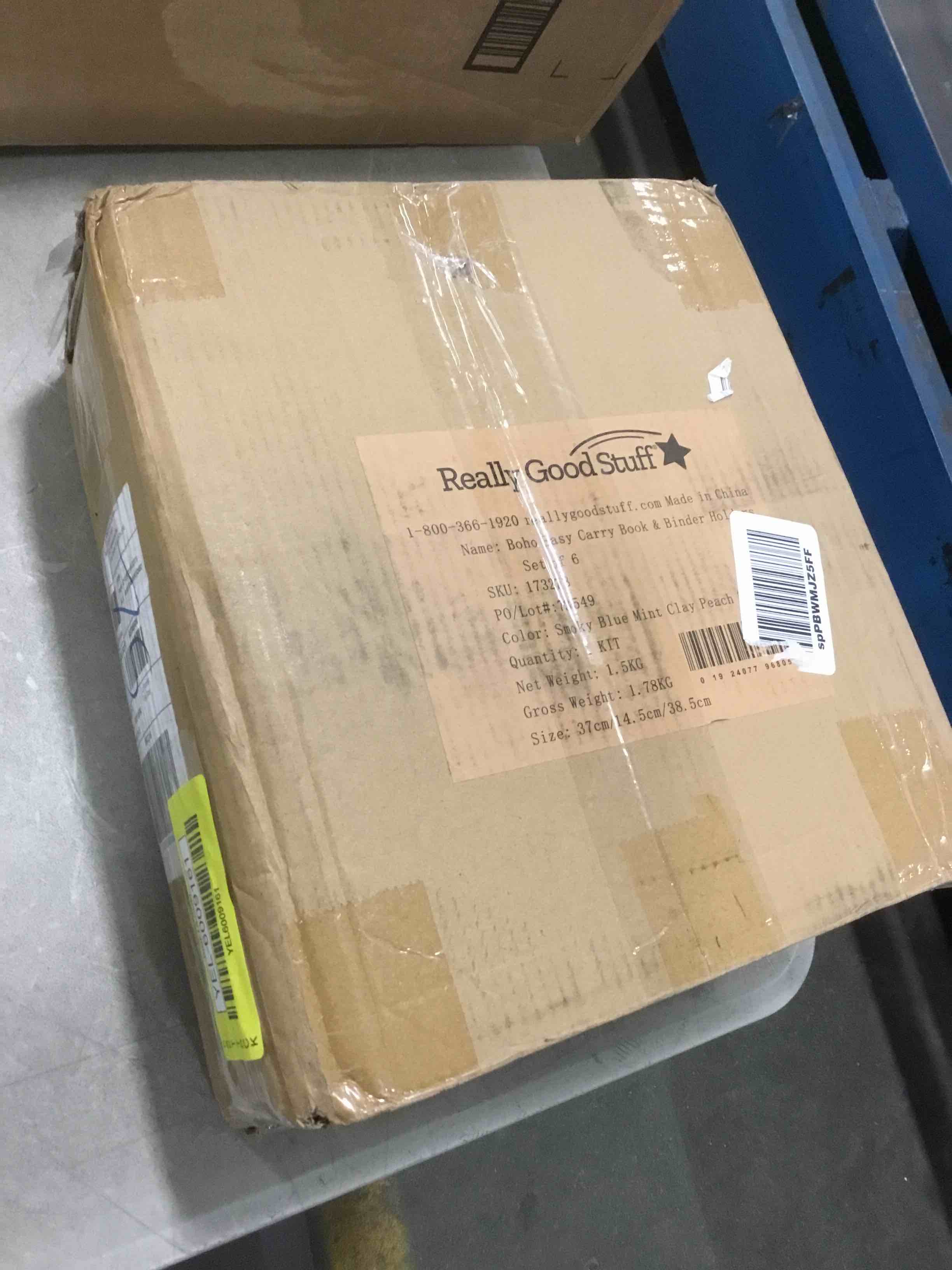 https://s3.amazonaws.com/lotting-images-prod/bidfta/YEL6009161_1708430880493.jpeg