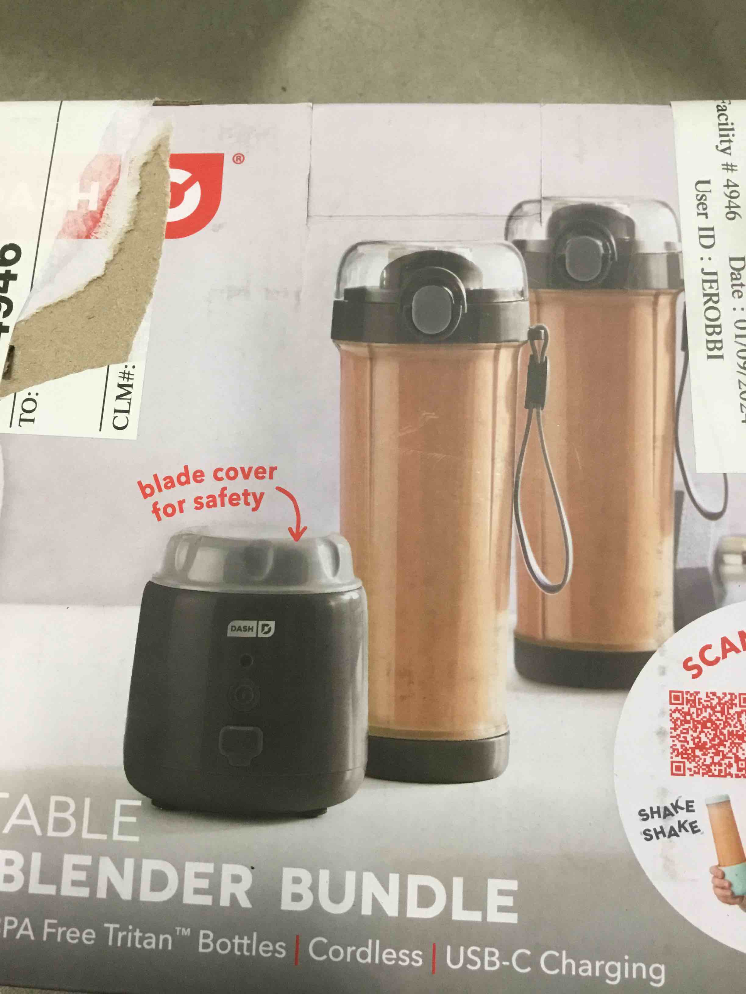 DASH USB BLENDER BUNDLE Dash Portable USB Blender With Bonus Jar, Assorted Colors