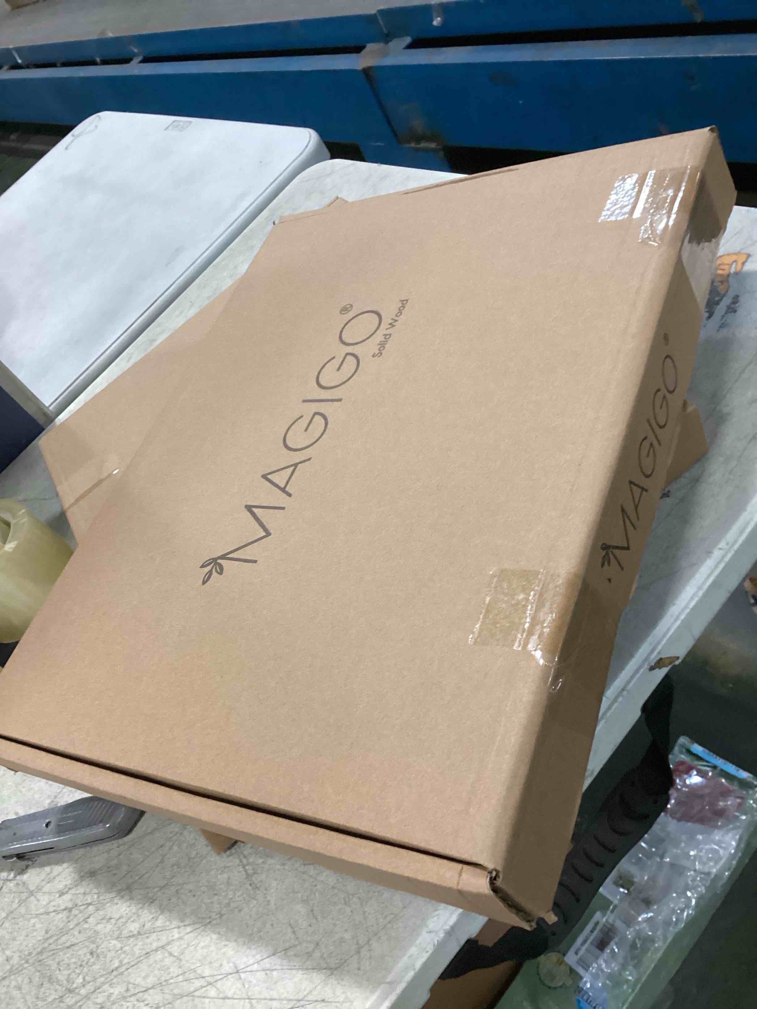 https://s3.amazonaws.com/lotting-images-prod/bidfta/YEL6009465_1708014640714.jpeg