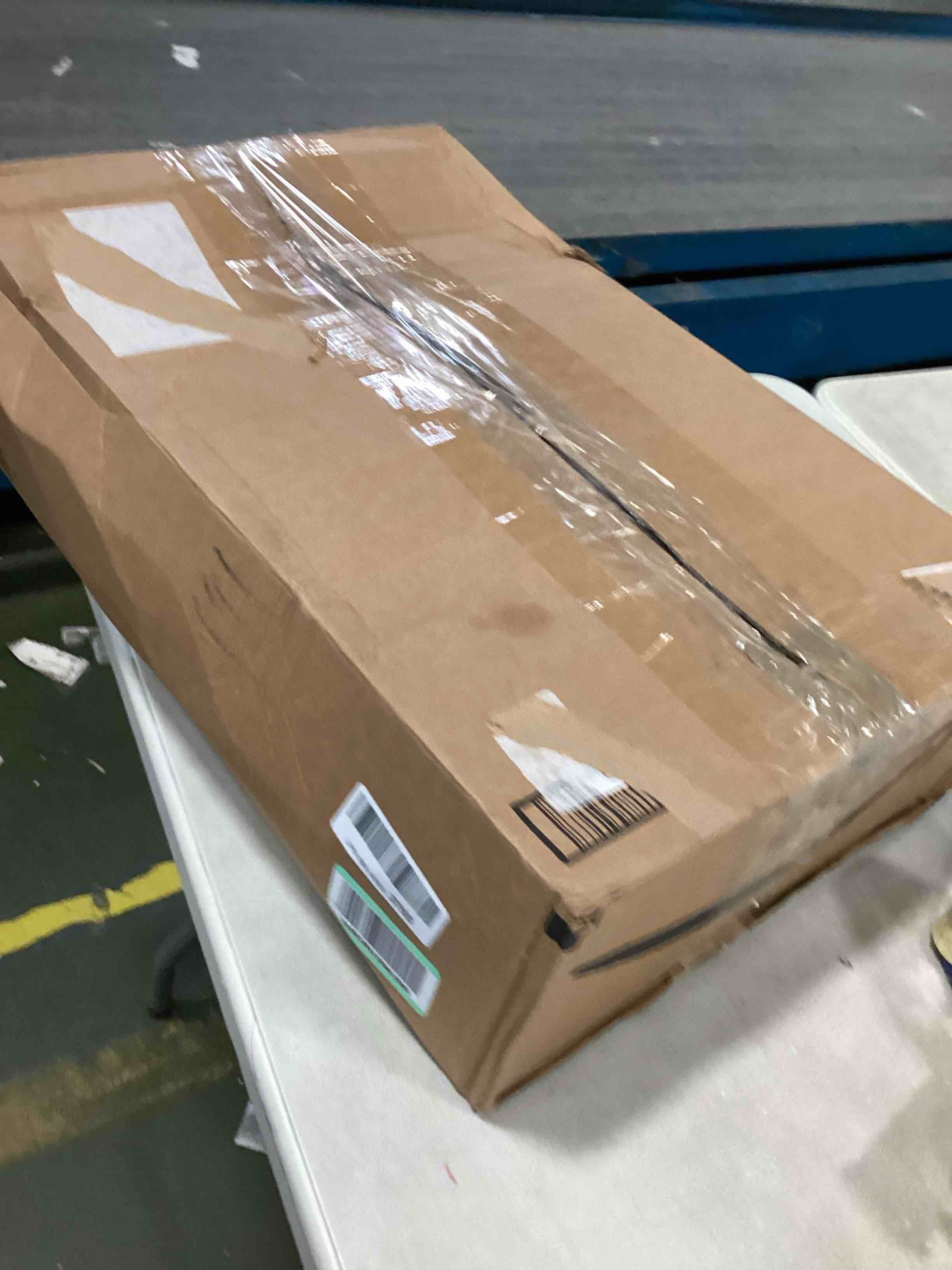 https://s3.amazonaws.com/lotting-images-prod/bidfta/YEL6009768_1708100841037.jpeg