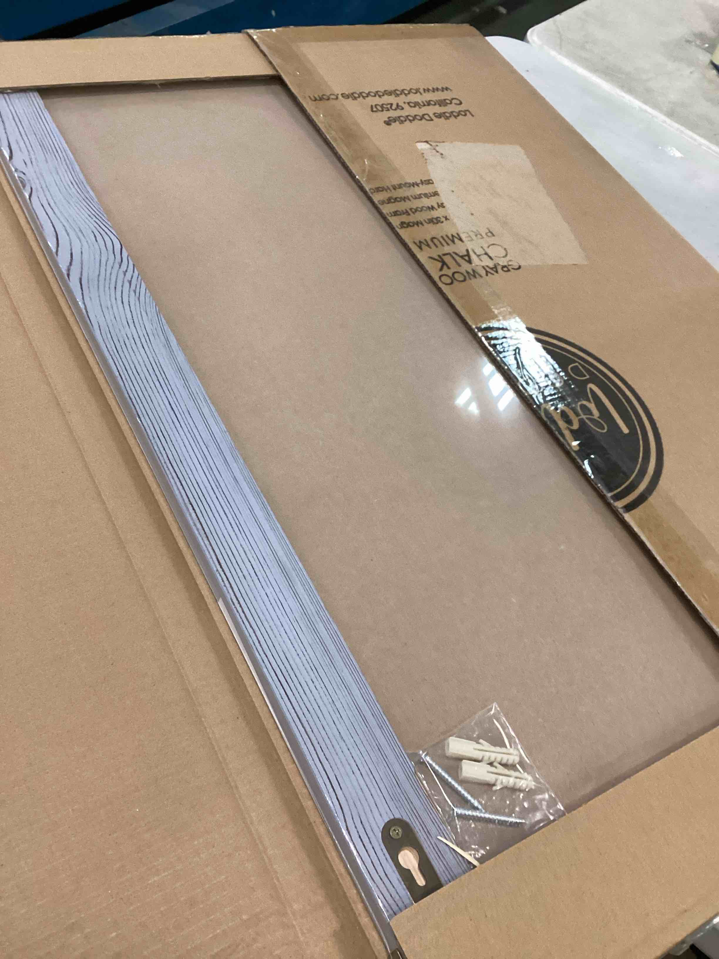 https://s3.amazonaws.com/lotting-images-prod/bidfta/YEL6009790_1708103479469.jpeg