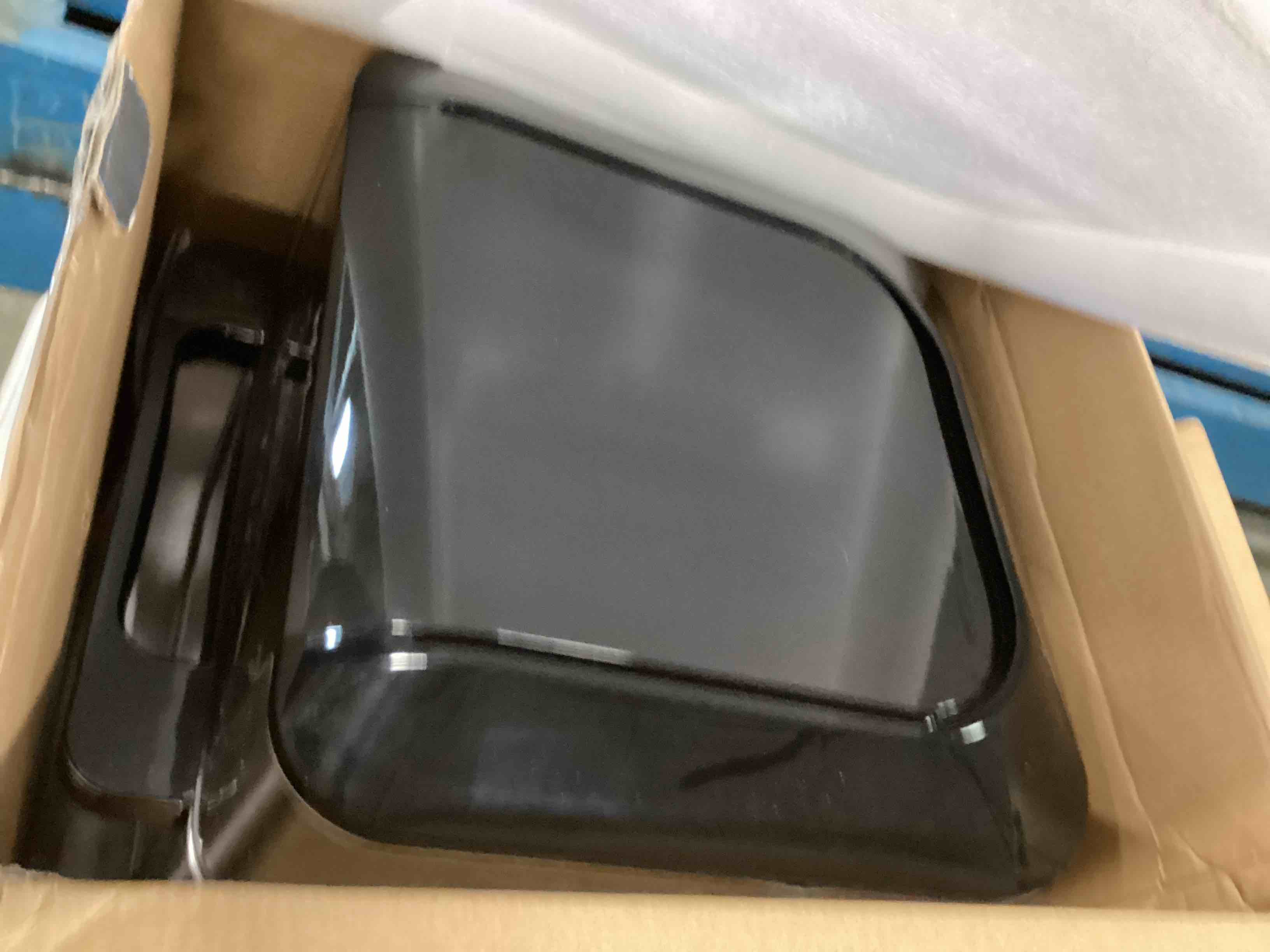 https://s3.amazonaws.com/lotting-images-prod/bidfta/YEL6009799_1708104205301.jpeg